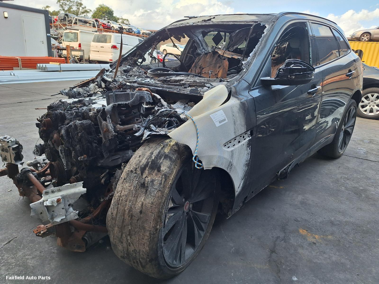 2016 Jaguar F Pace Towbar