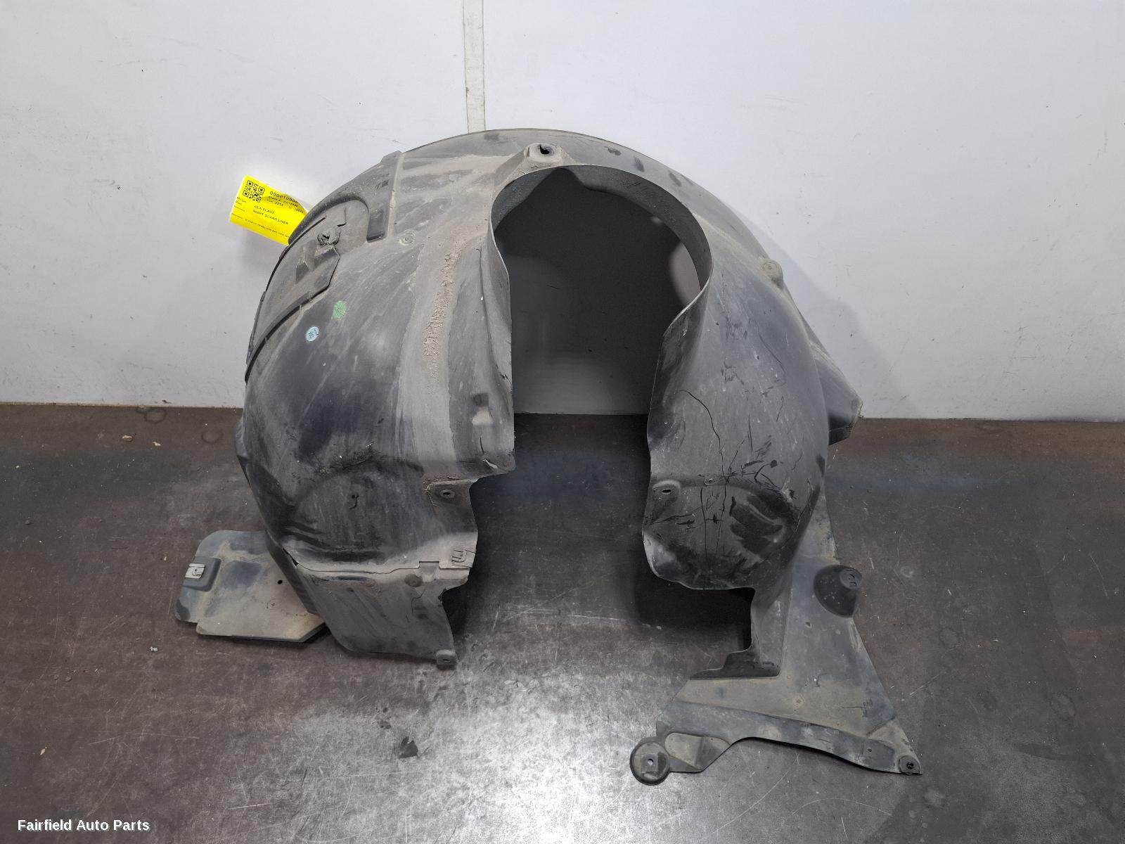 2013-2019 Mercedes Cla Class Right Guard Liner