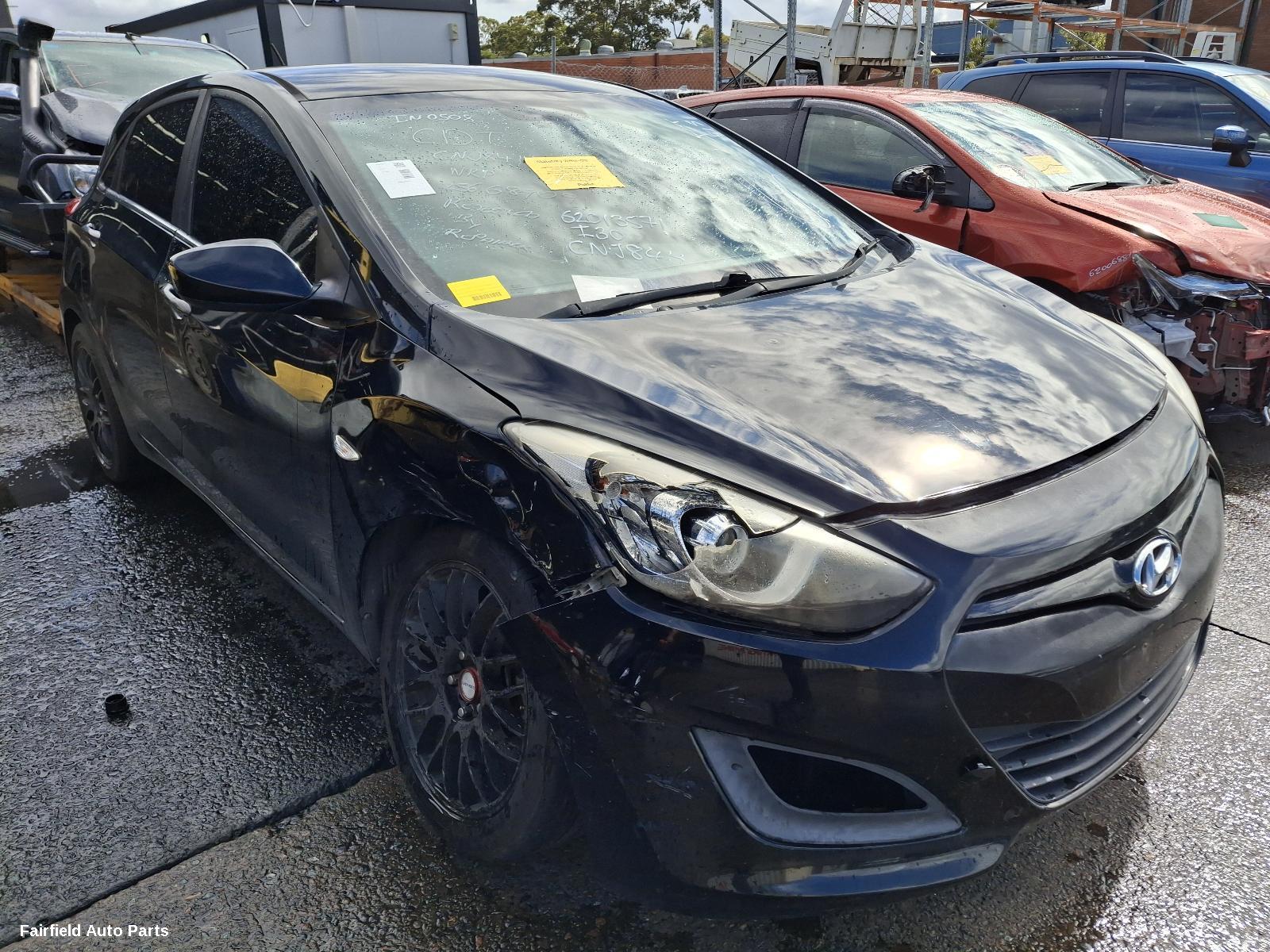 2013 Hyundai I30 Right Front Window Reg Motor