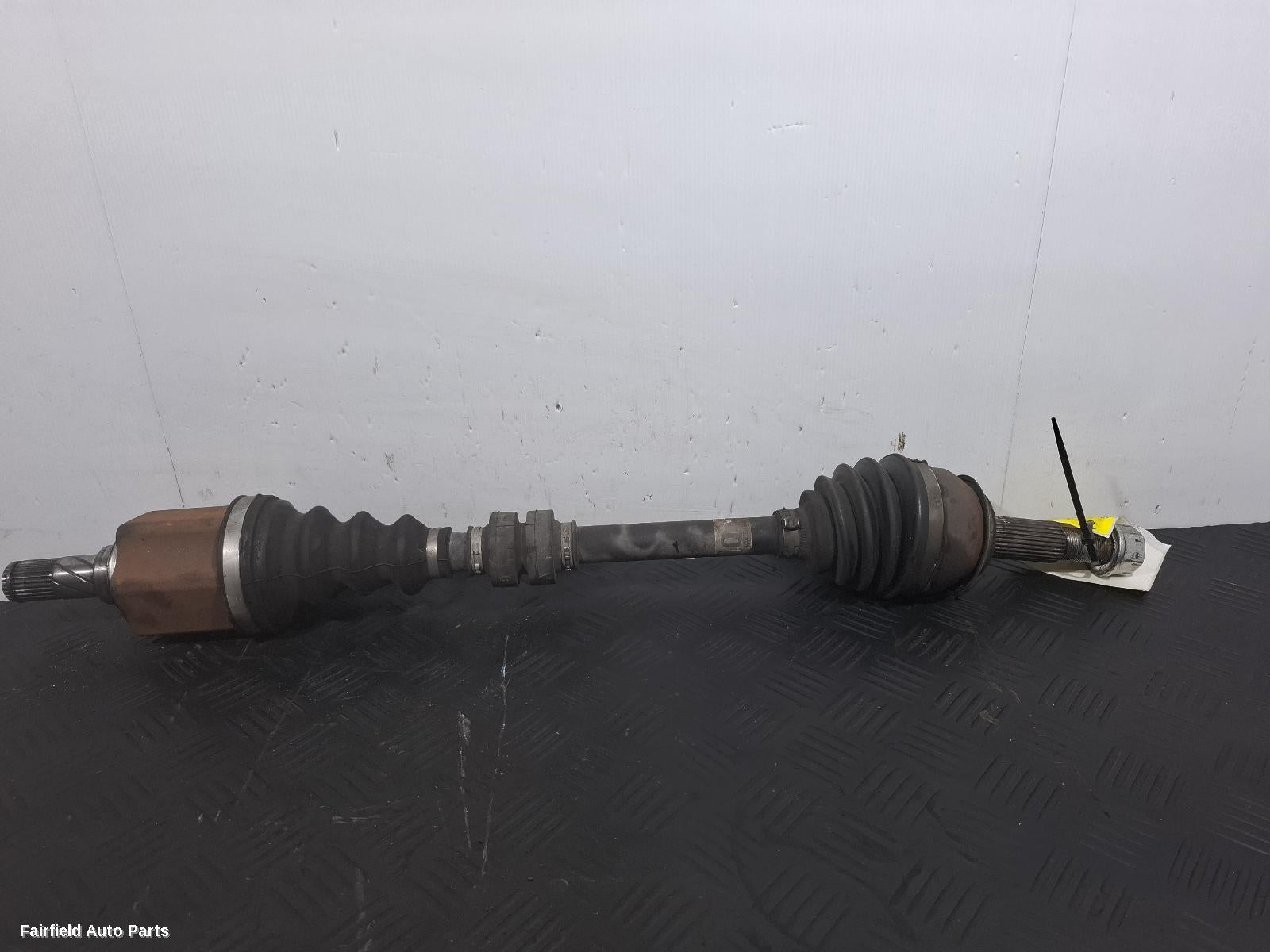 2013-2021 Nissan Qashqai Left Driveshaft
