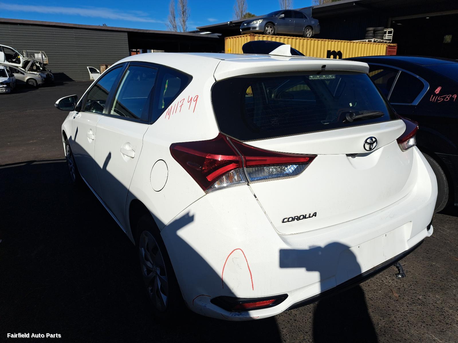 2015 Toyota Corolla Right Taillight