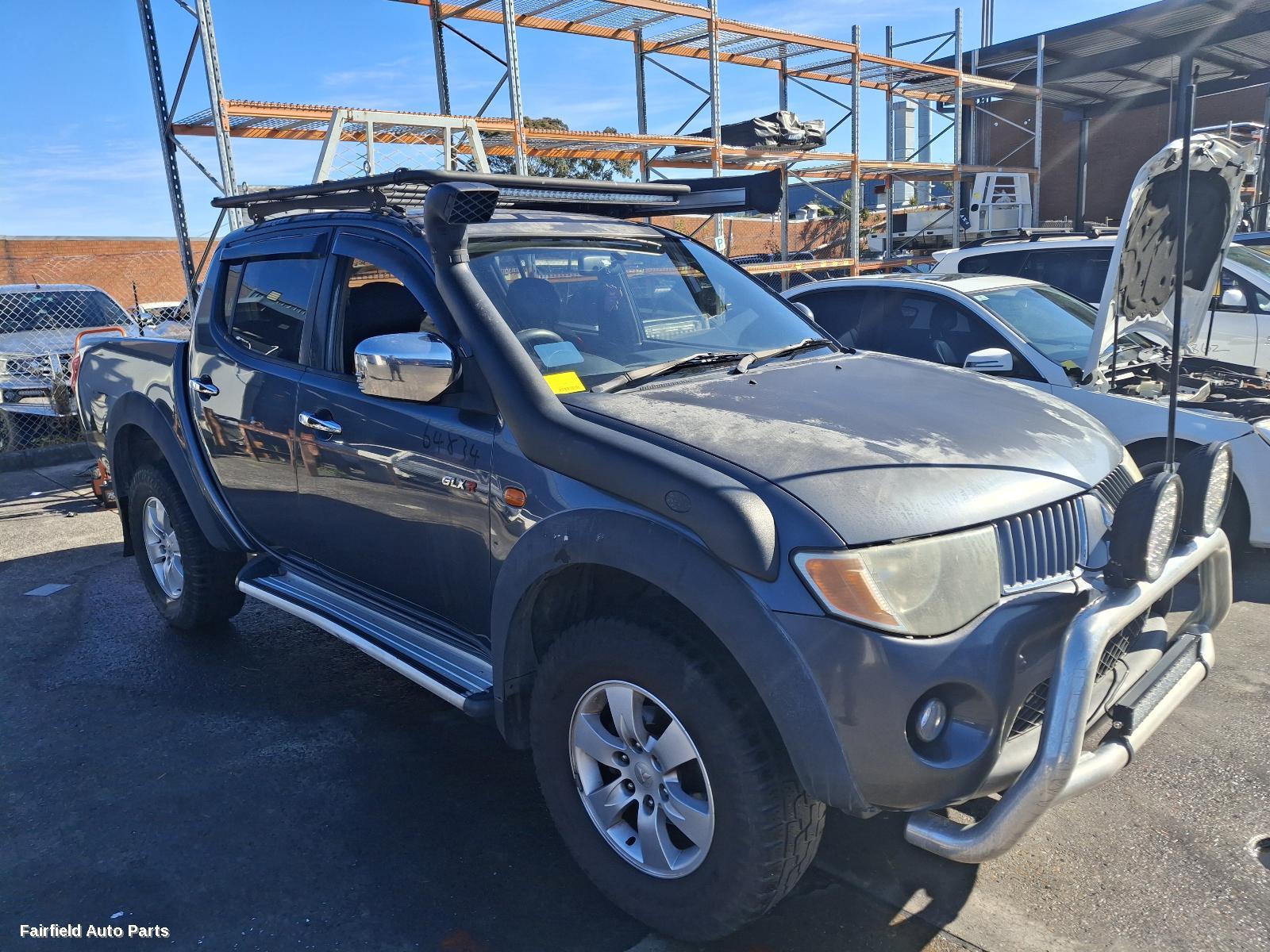 2009 Mitsubishi Triton Left Door Mirror