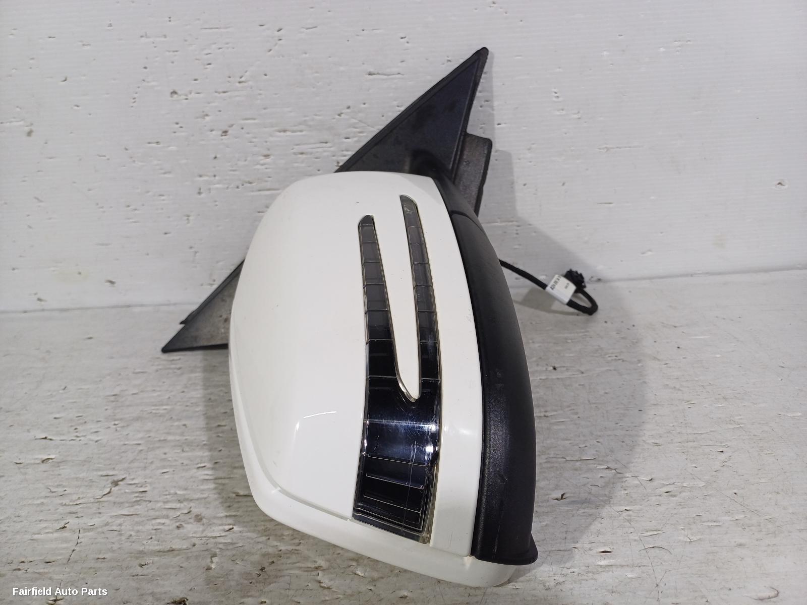 2014 Mercedes C Class Right Door Mirror