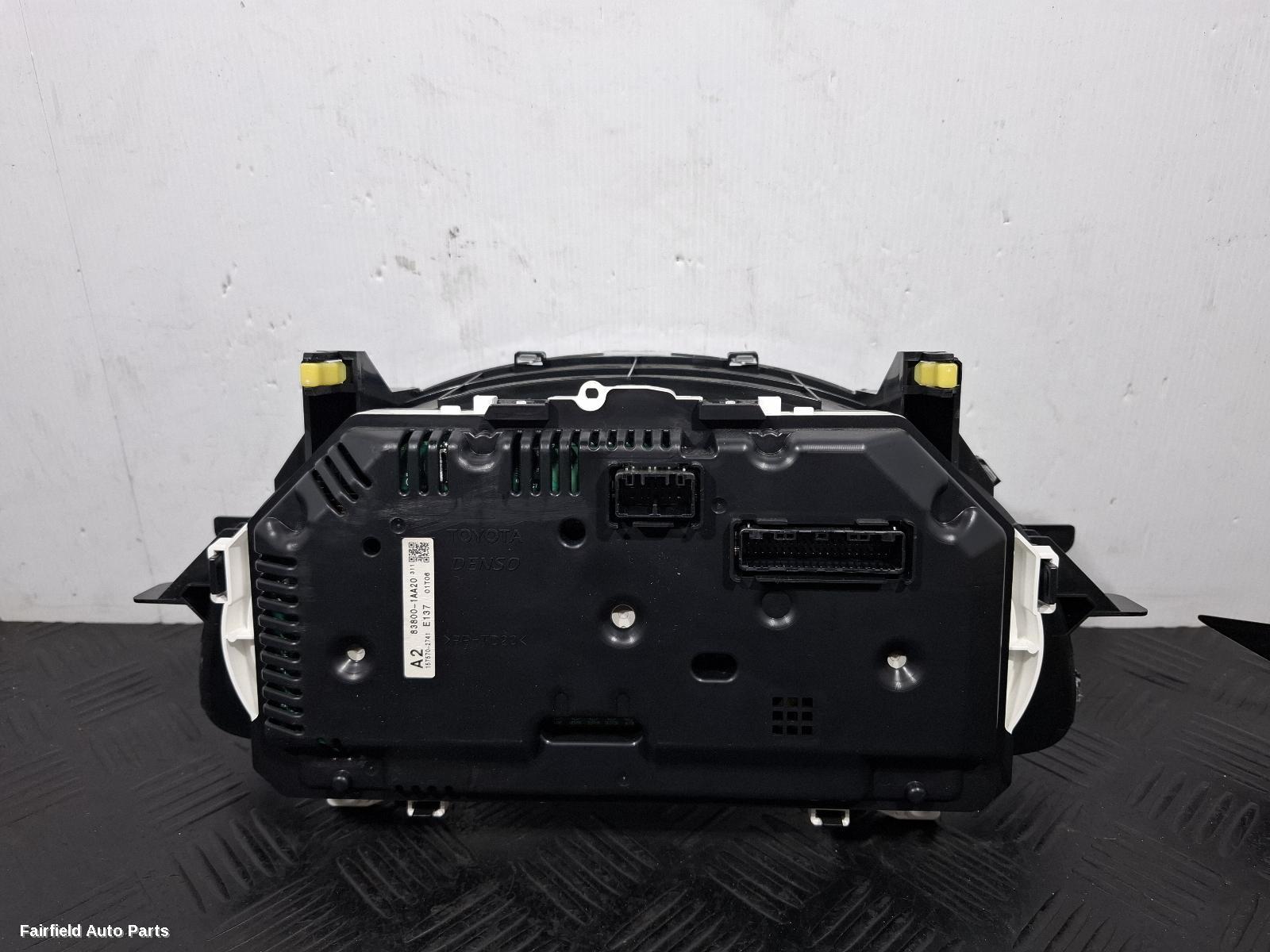 2015-2018 Toyota Corolla Instrument Cluster