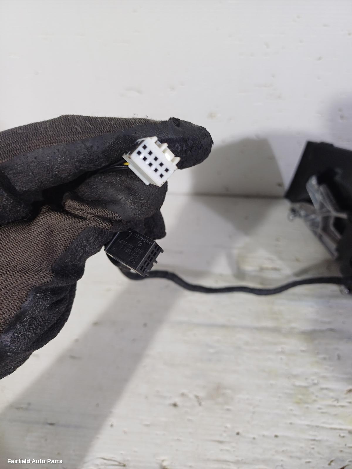 2014-2019 Mercedes B Class Right Door Mirror