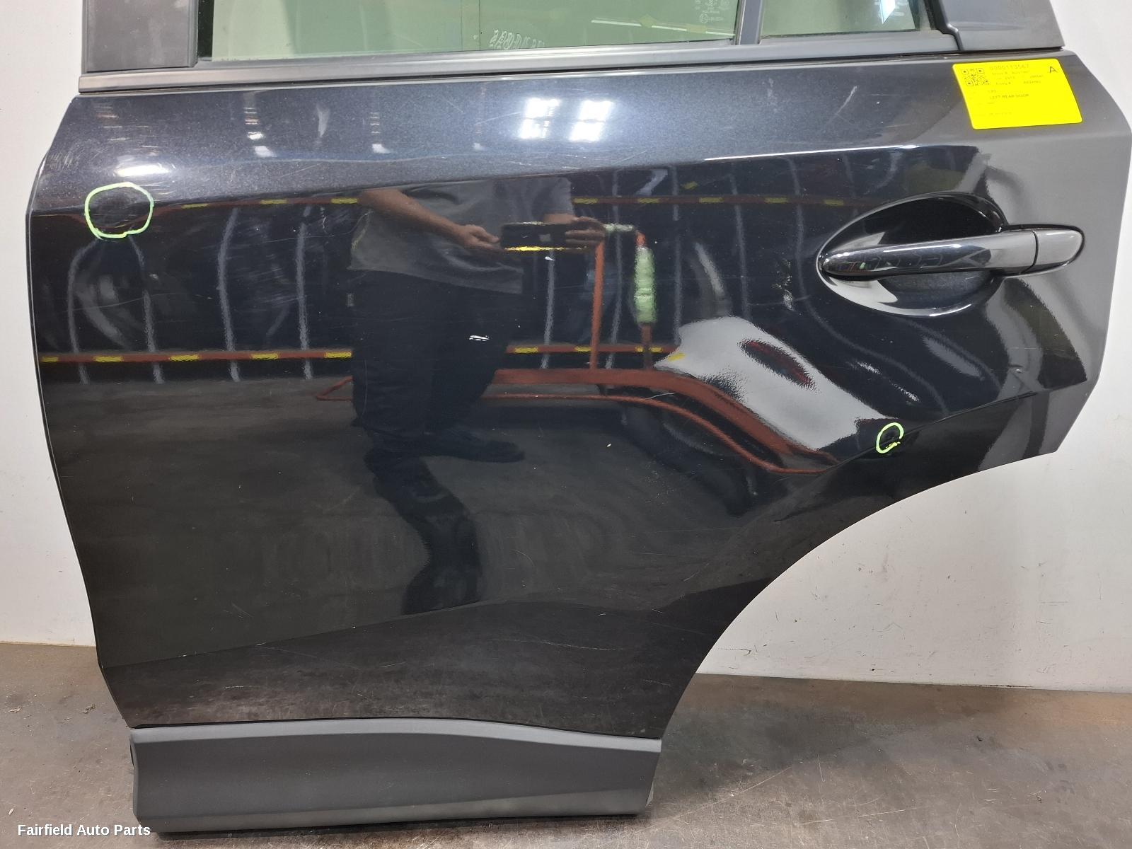 2012-2016 Mazda Cx5 Left Rear Door Sliding