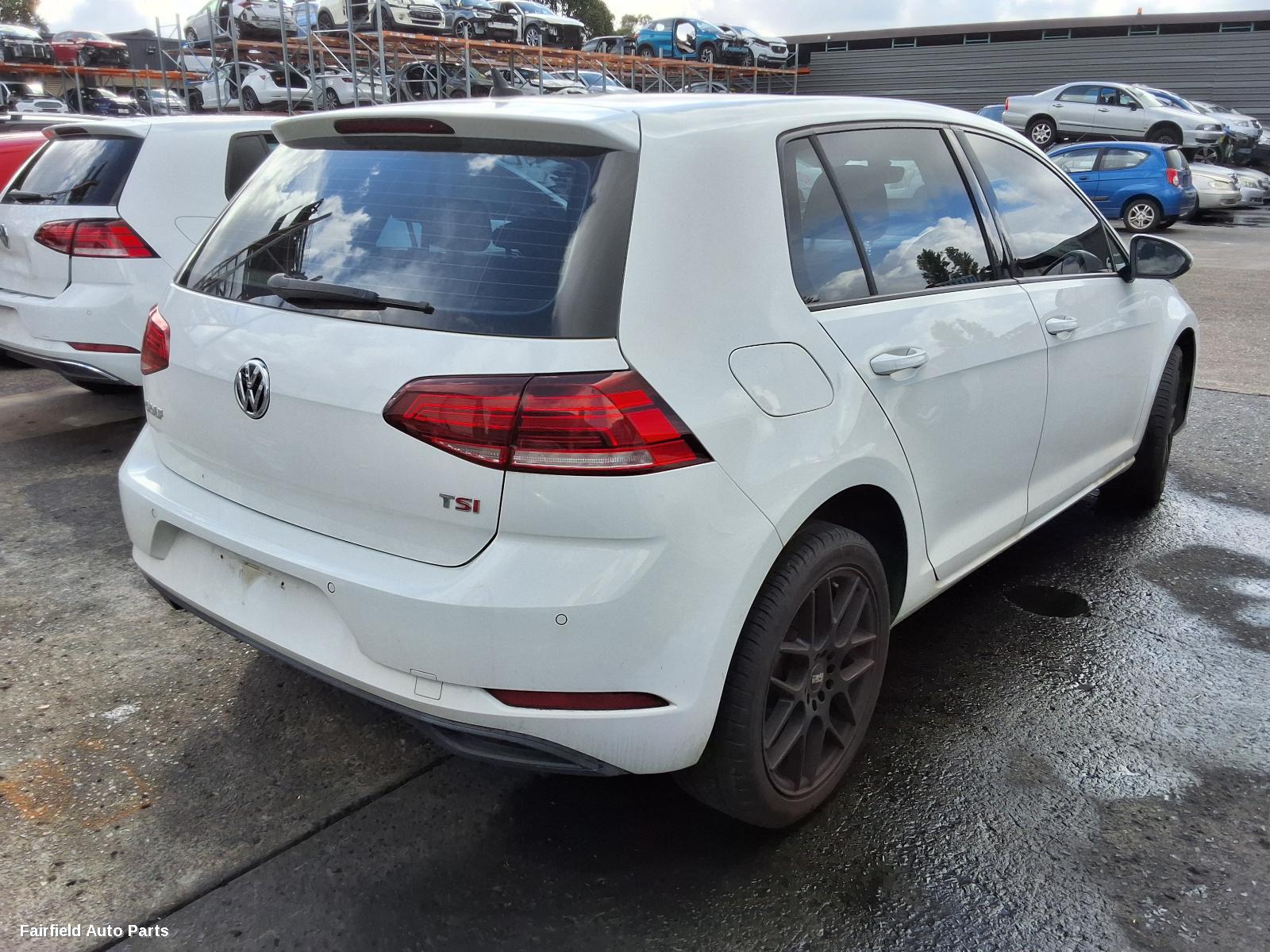 2017 Volkswagen Golf Left Driveshaft