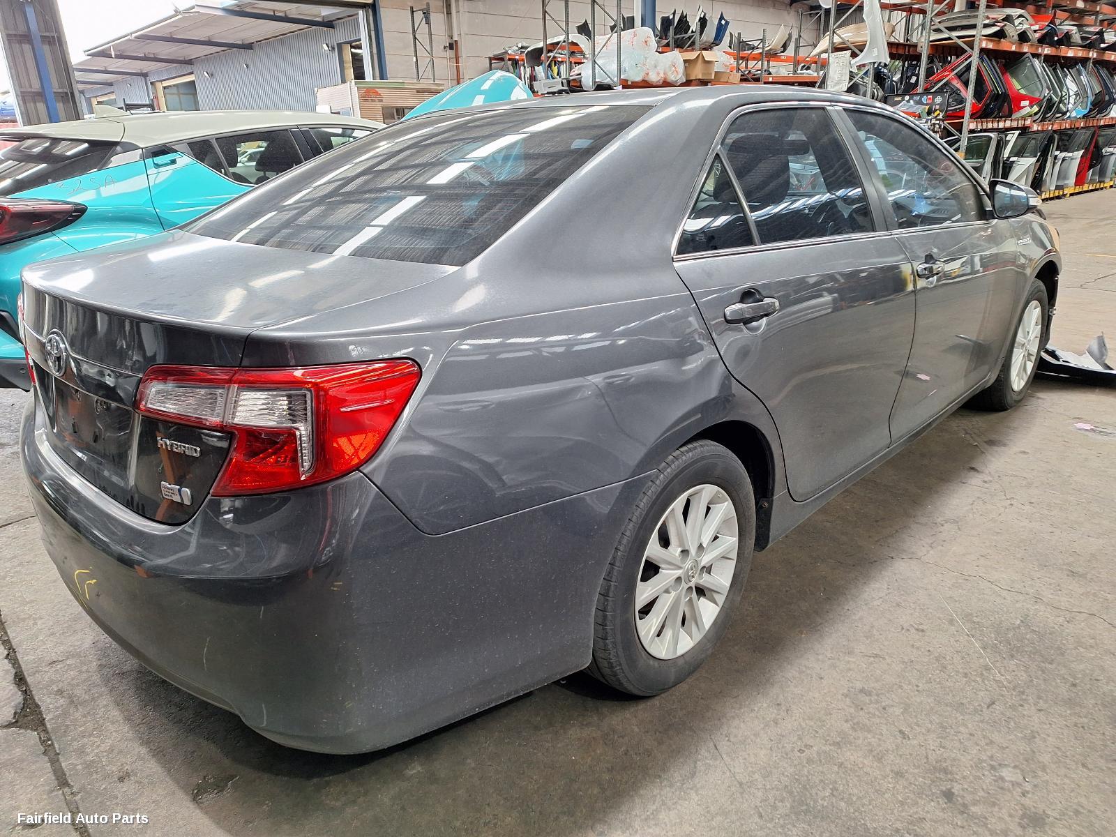 2012 Toyota Camry Door Hinge Runner
