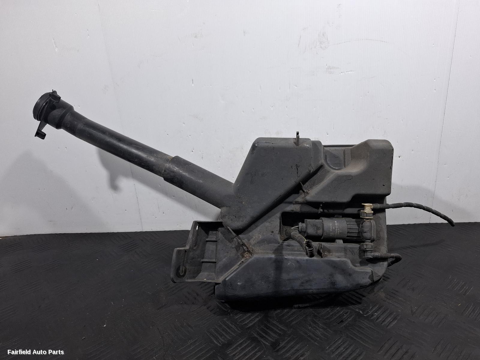2016-2020 Holden Astra Washer Bottle