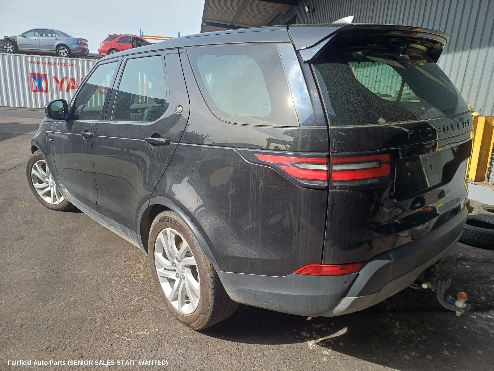 2018 Land Rover Discovery Radiator Support