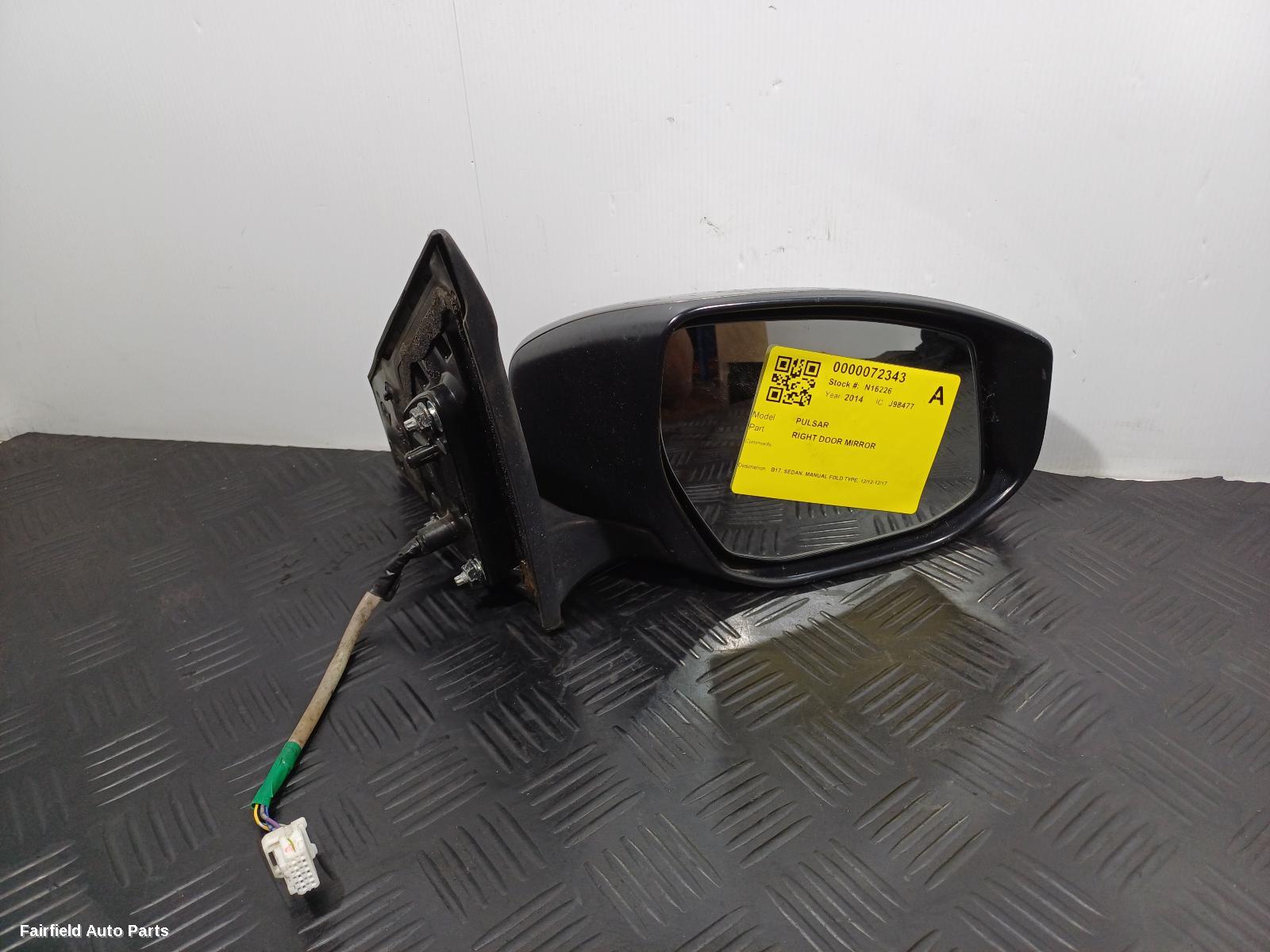 2012-2017 Nissan Pulsar Right Door Mirror