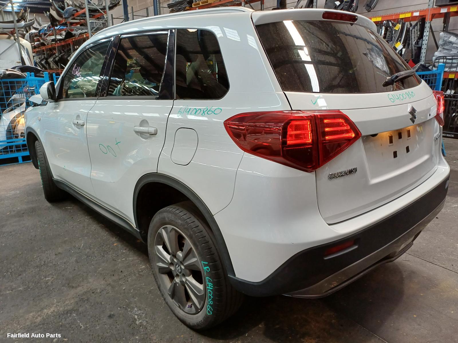 2019 Suzuki Vitara Courtesy Light