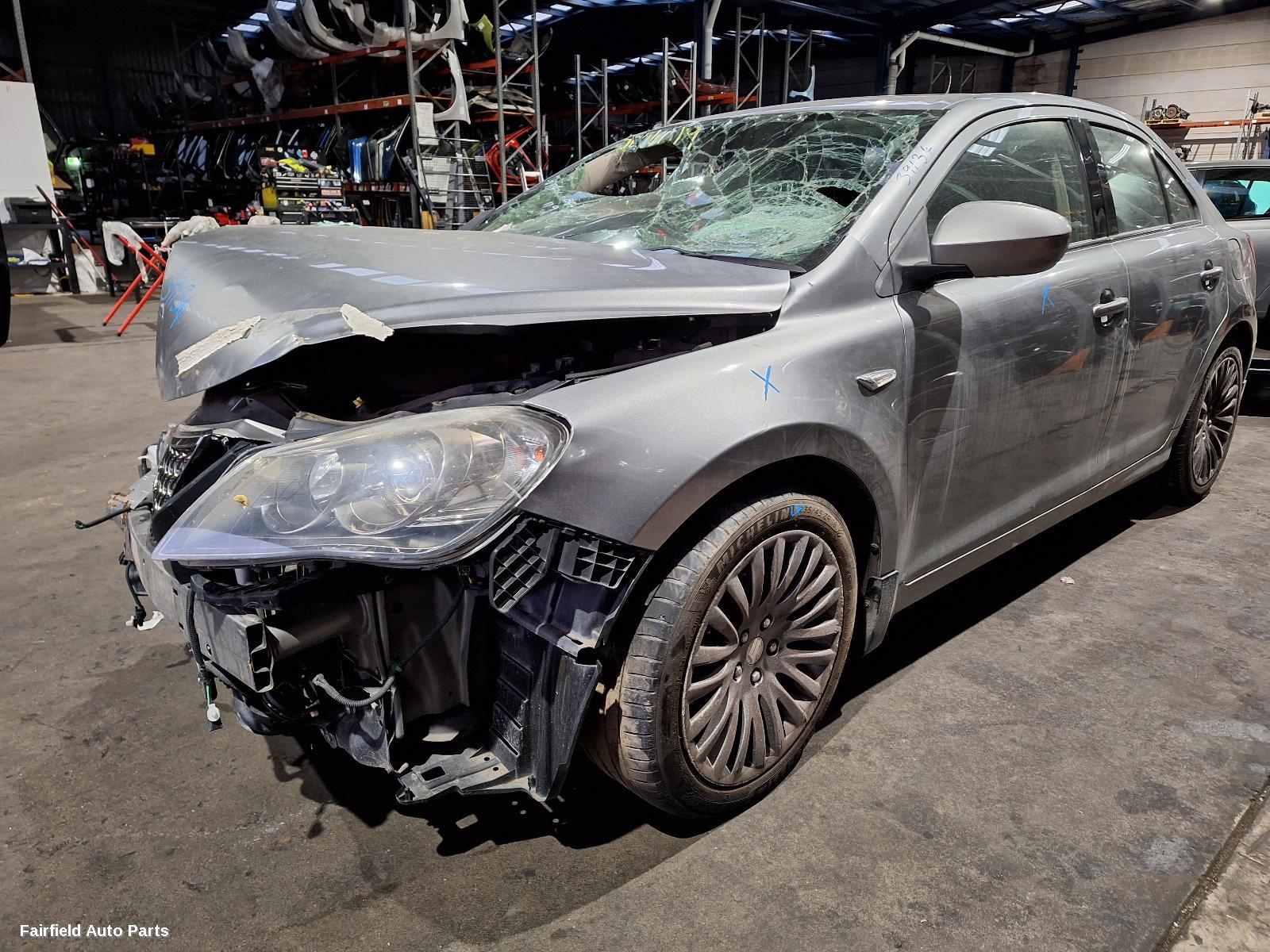 2011 Suzuki Kizashi Left Taillight