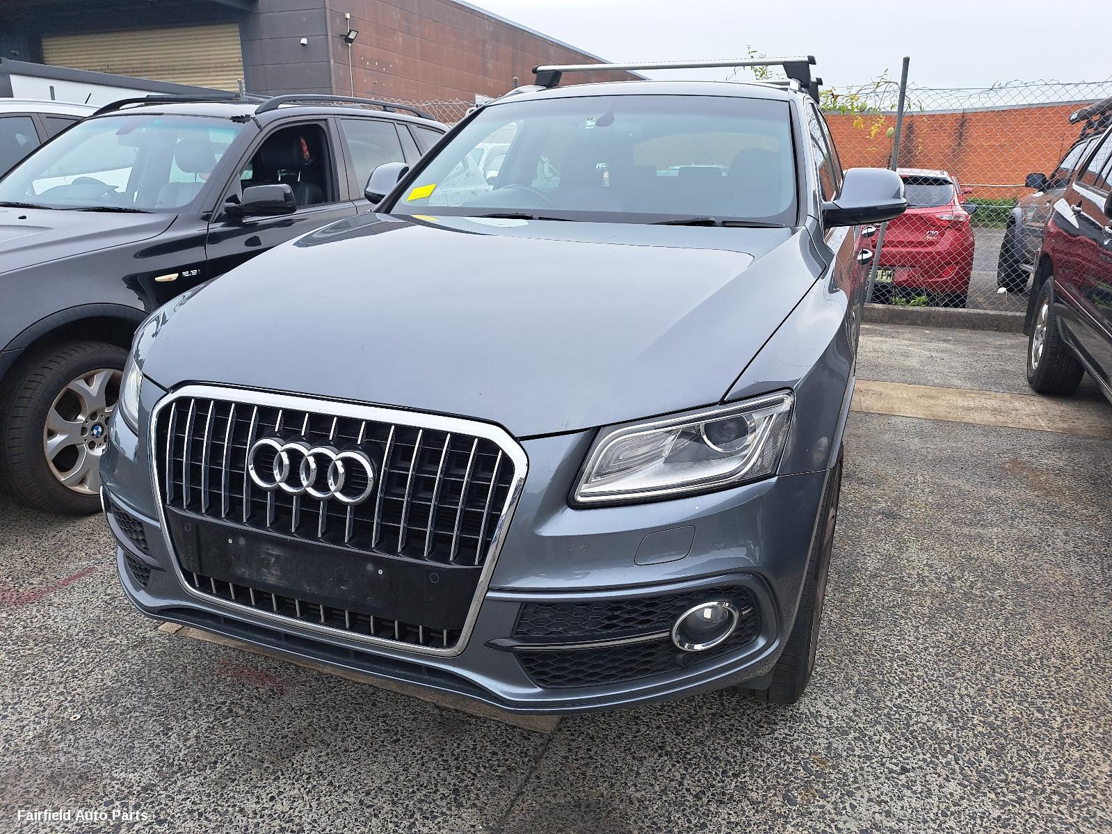 2015 Audi Q5 Left Front Strut