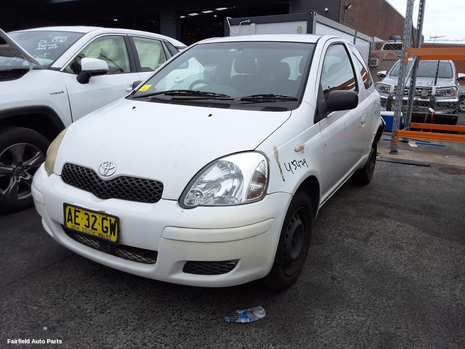 2005 Toyota Echo Left Front Door Window