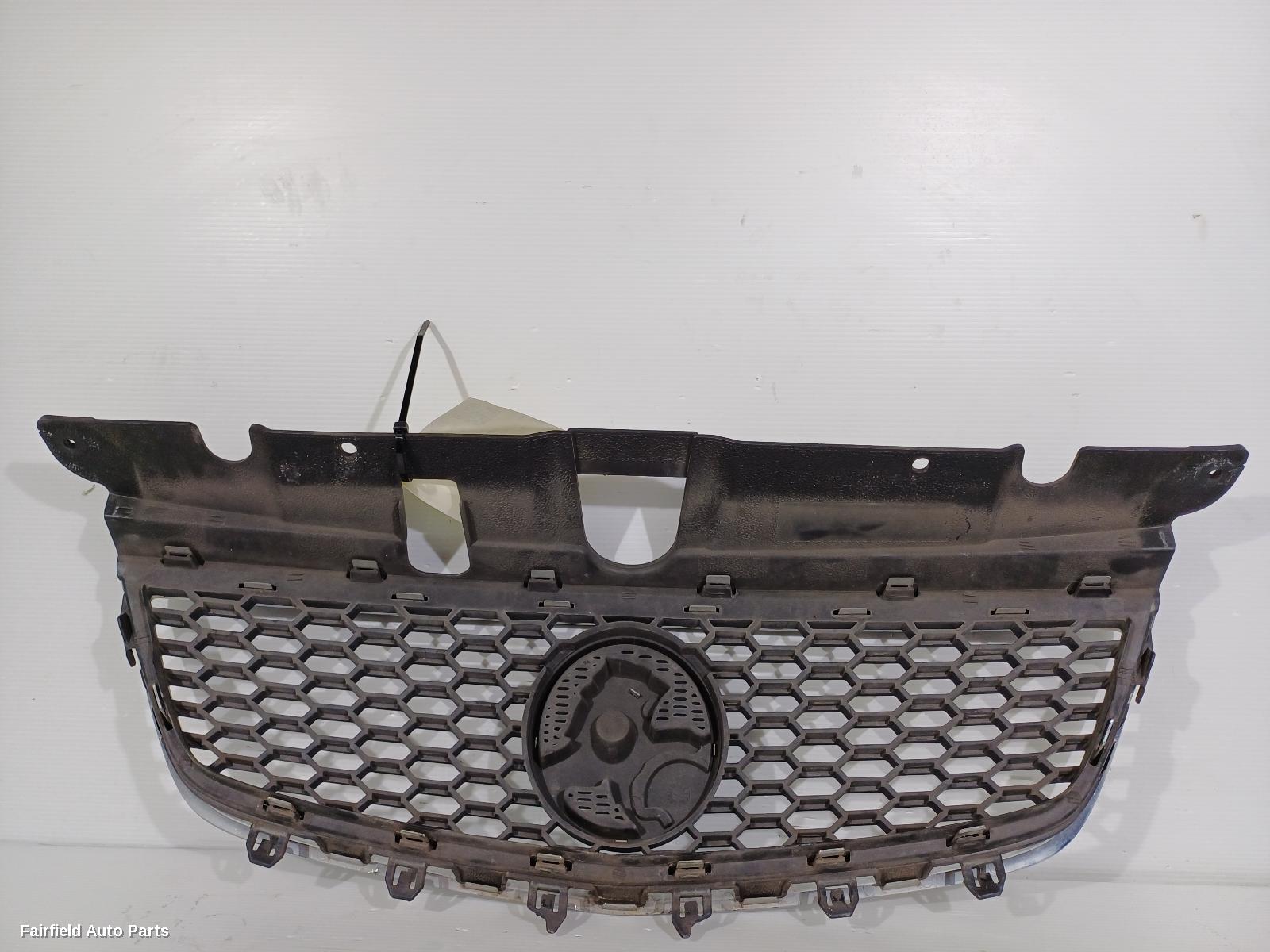 2006-2010 Holden Commodore Grille