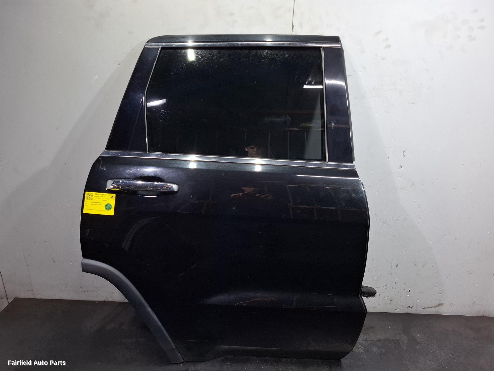 2013-2022 Jeep Grandcherokee Right Rear Door Sliding