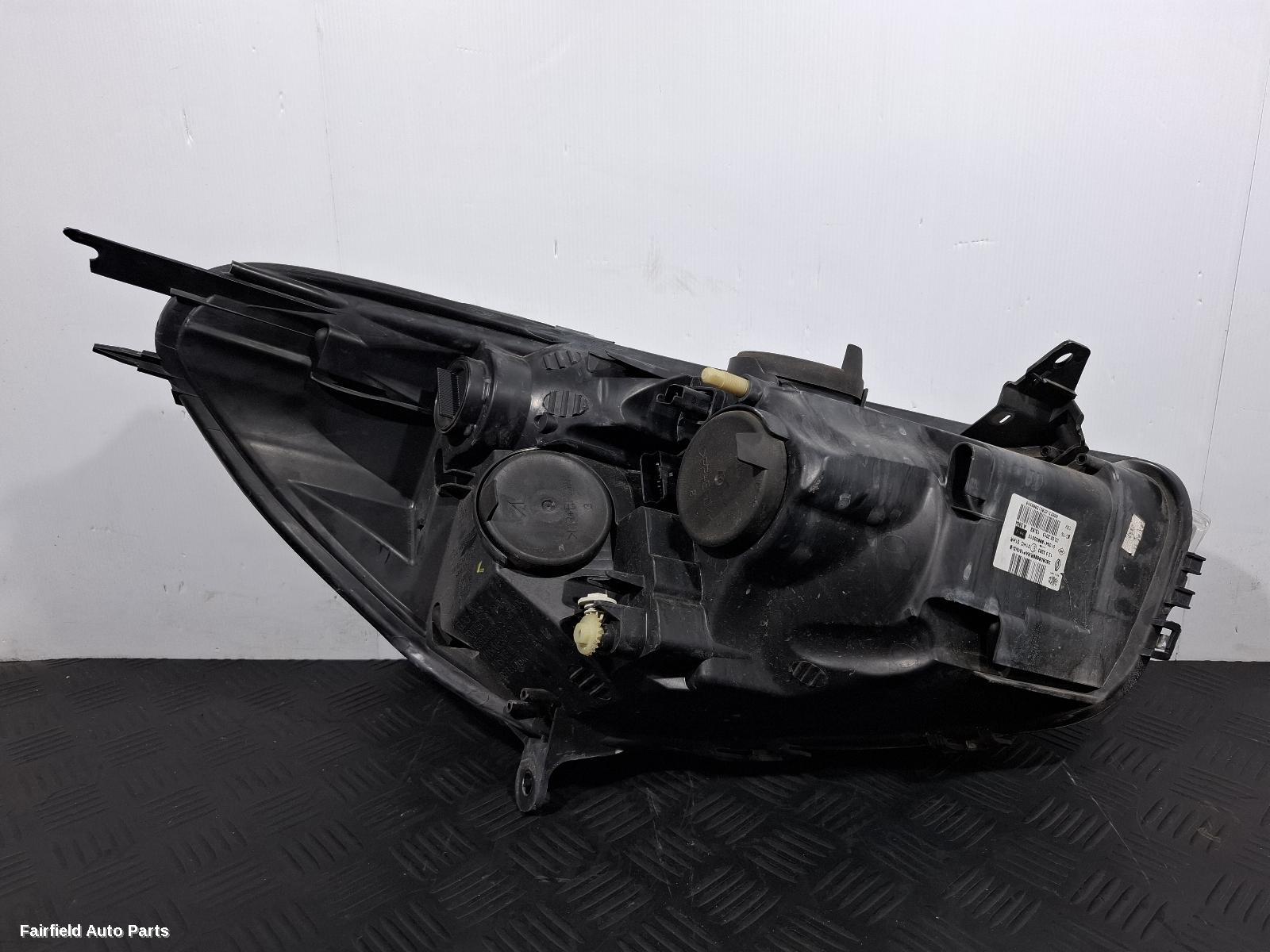 2013-2016 Renault Clio Left Headlamp
