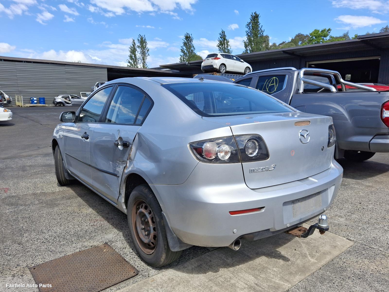 2003-2009 Mazda 3 Air Cleaner Box