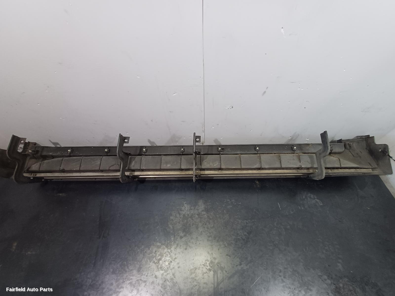 2017-2025 Ldv D90 Side Step Skirt