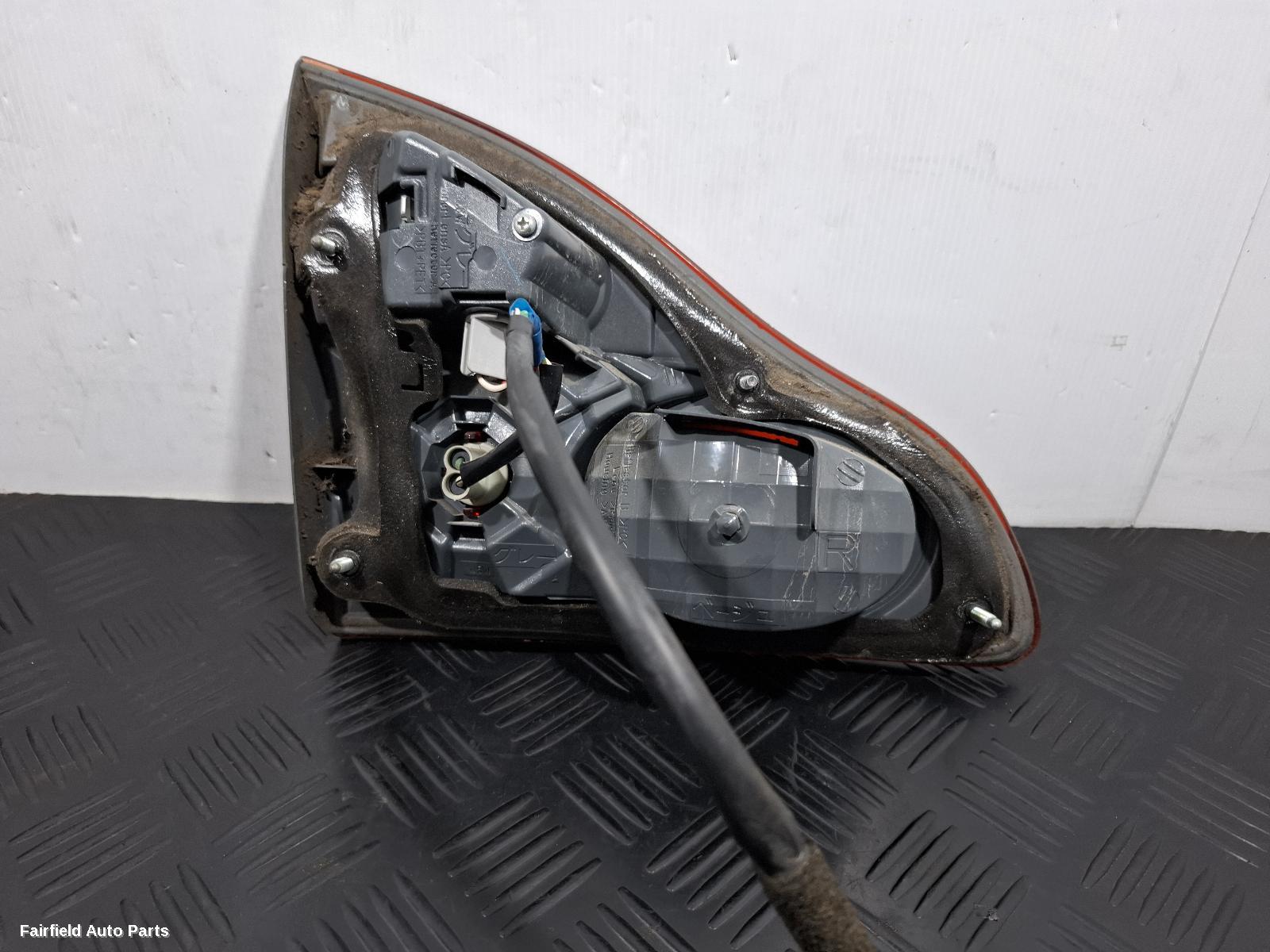 2003-2010 Toyota Avensis Rear Garnish
