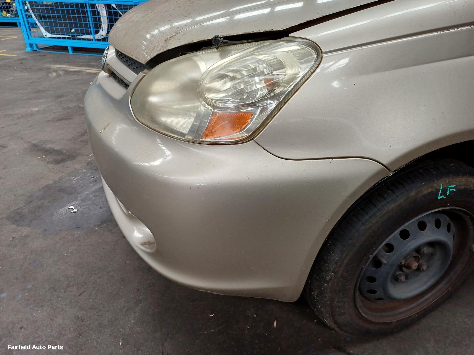 2003 Toyota Echo Left Headlamp