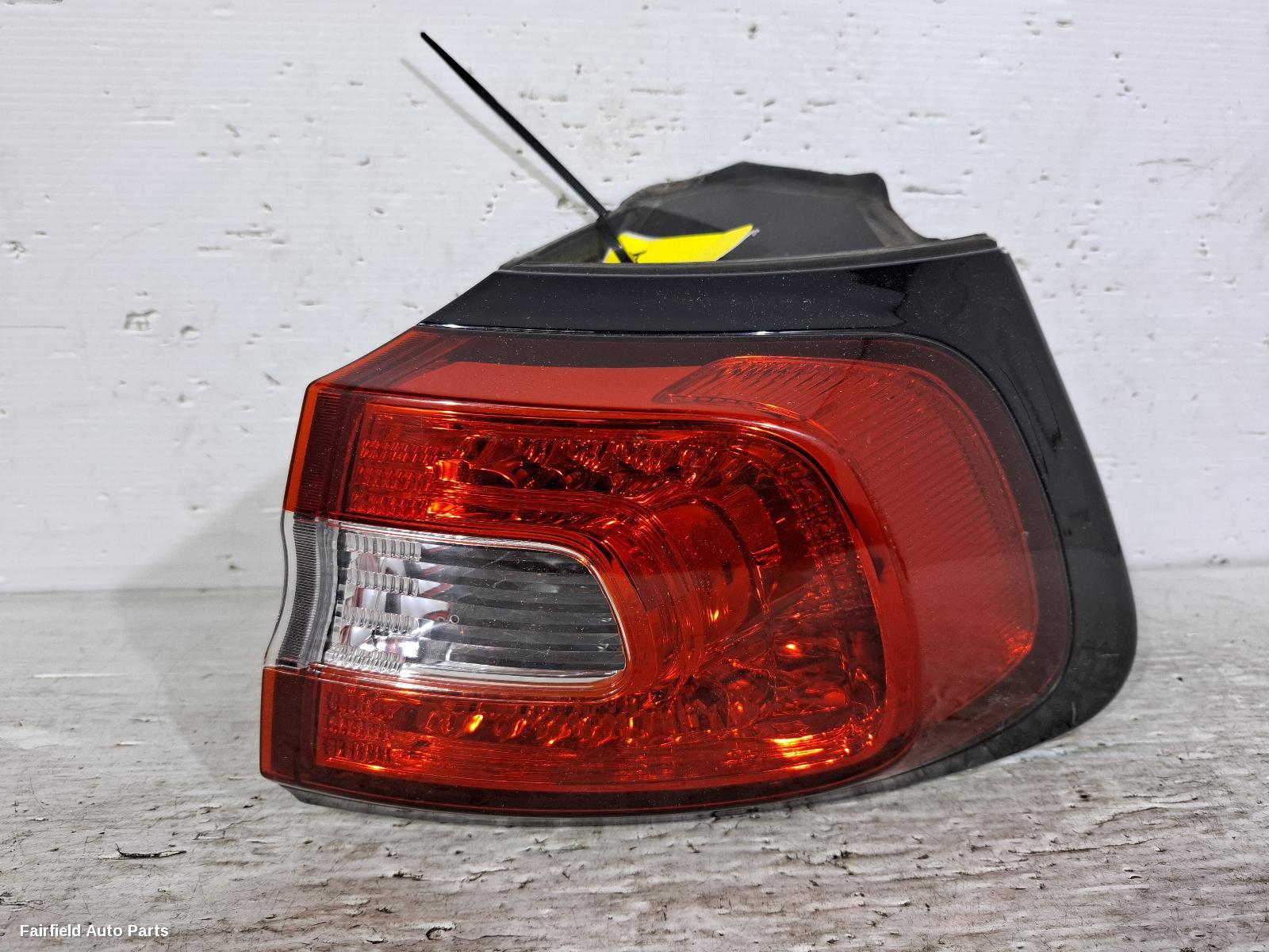 2014-2018 Jeep Cherokee Right Taillight