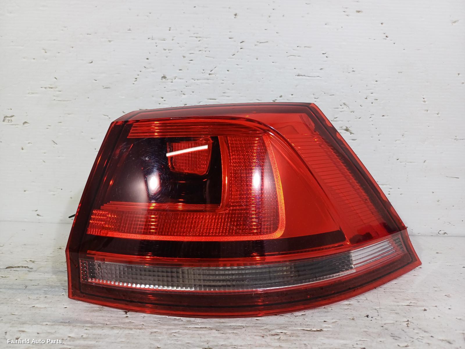 2012-2017 Volkswagen Golf Right Taillight