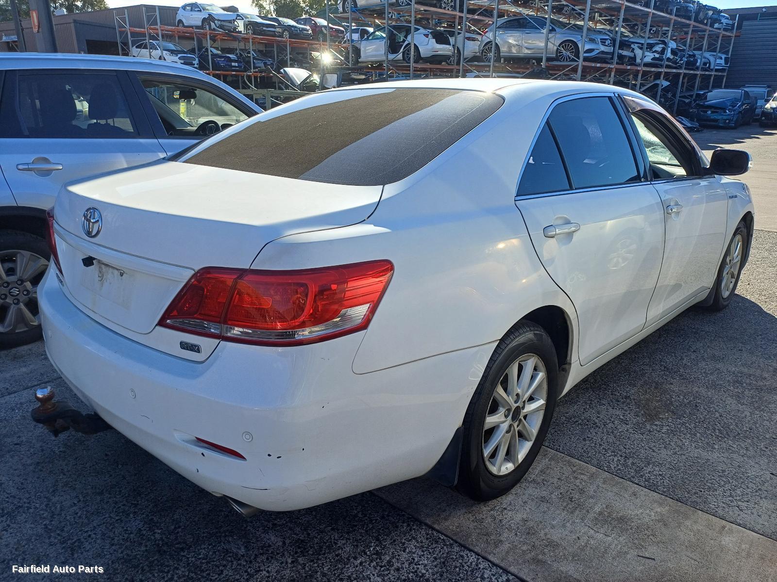 2010 Toyota Aurion Fuel Door Filler