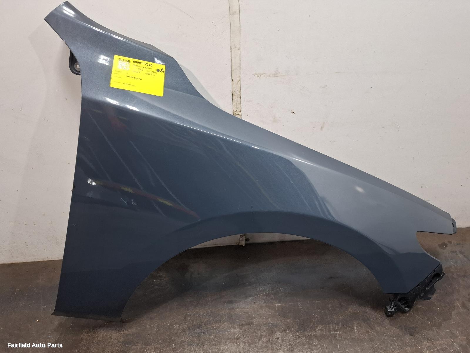 2019-2025 Mazda 3 Right Guard