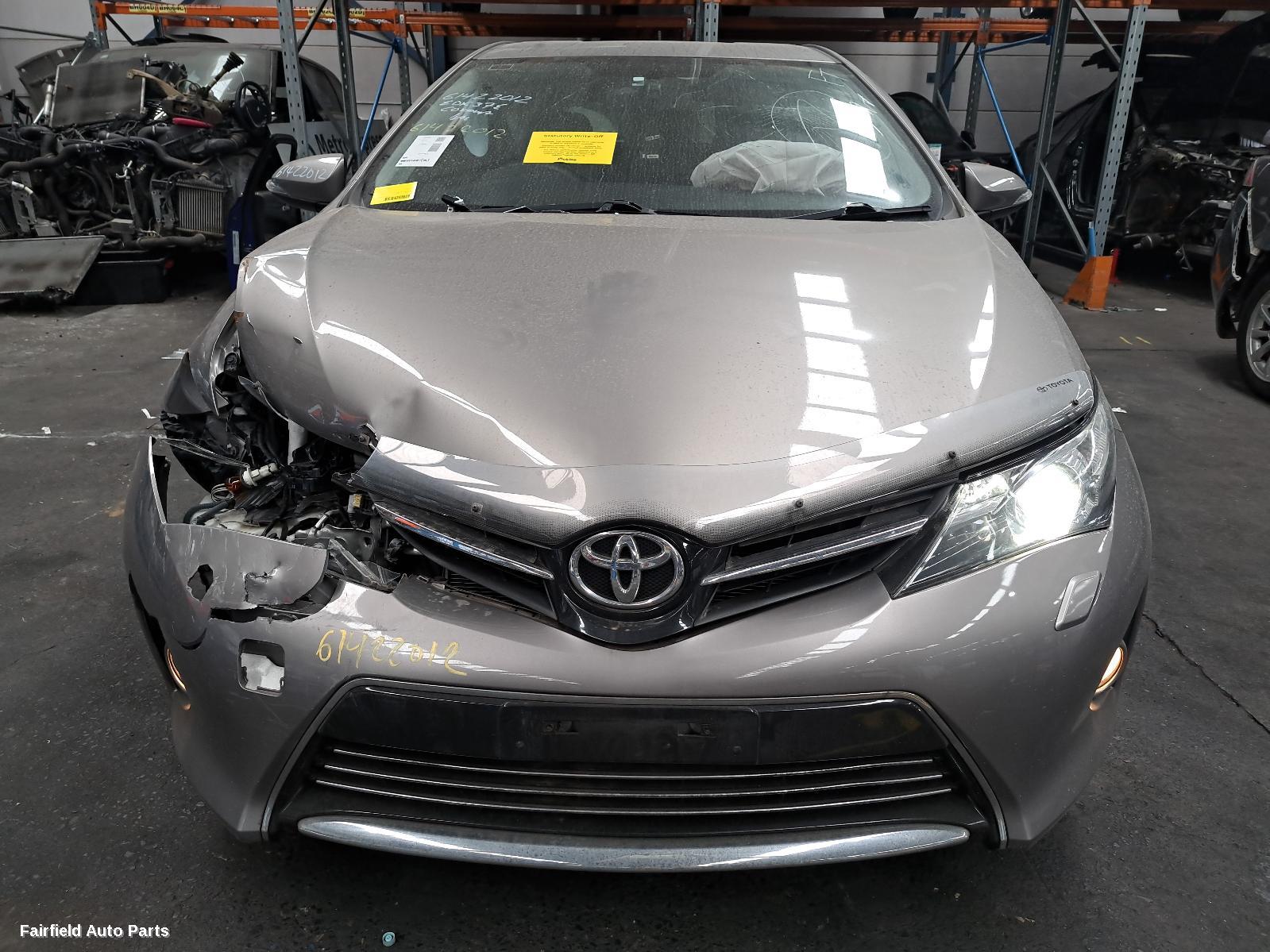 2014 Toyota Corolla Right Taillight