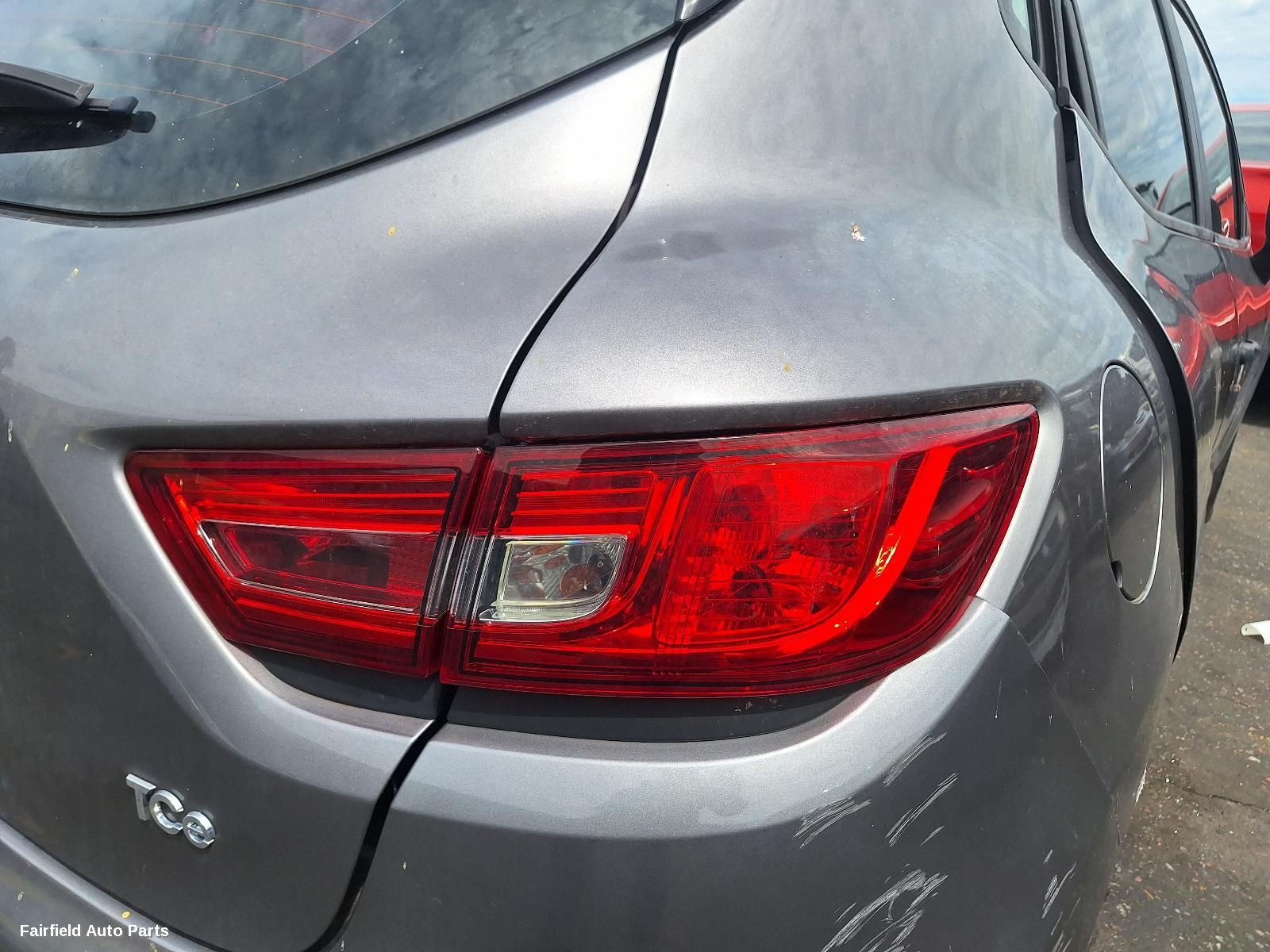 2015 Renault Clio Right Door Mirror