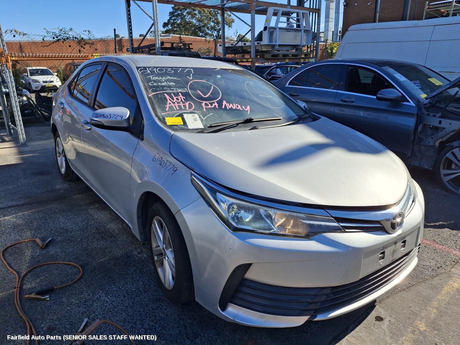 2017 Toyota Corolla Right Headlamp