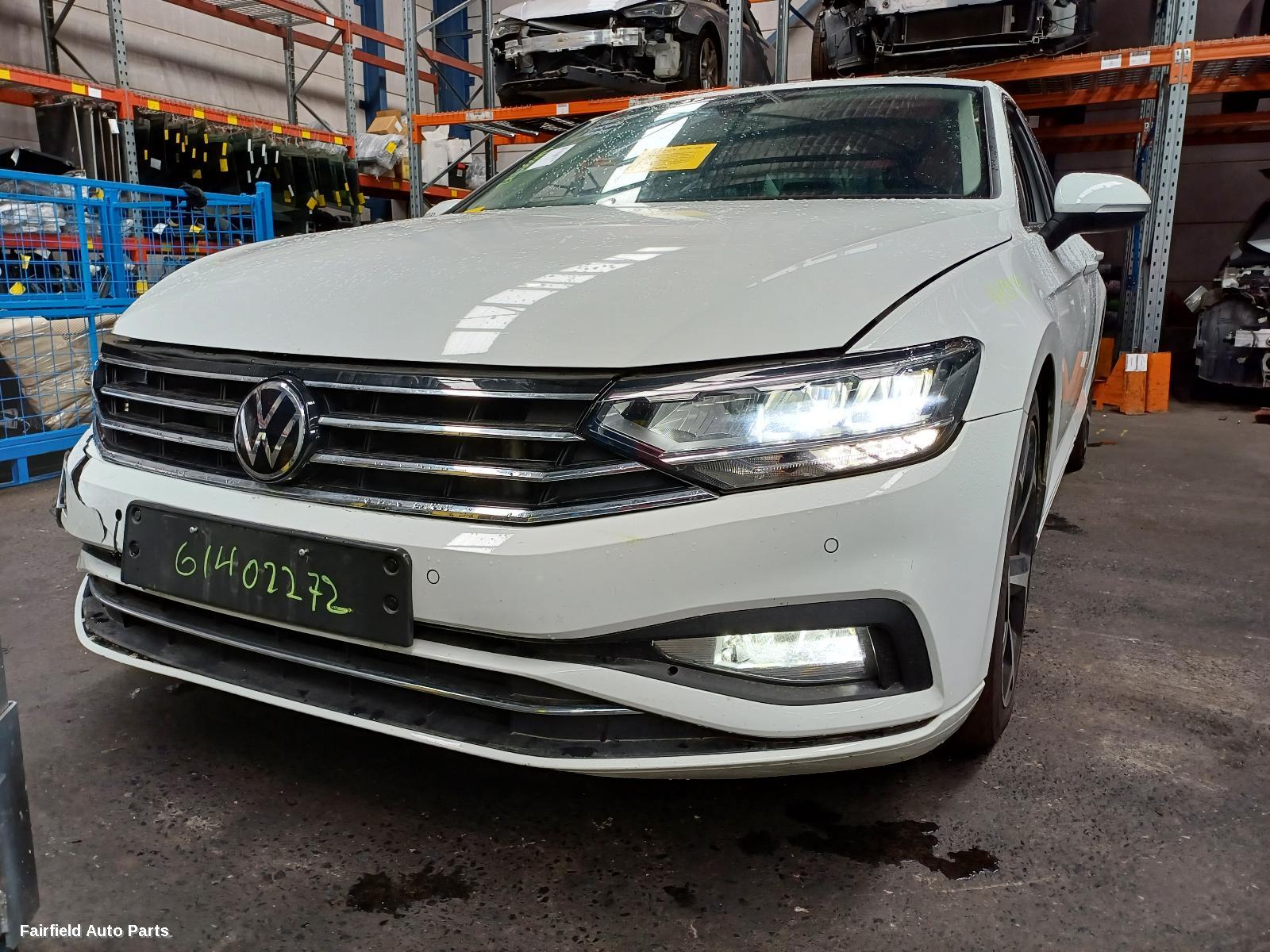 2021 Volkswagen Passat Left Front Strut