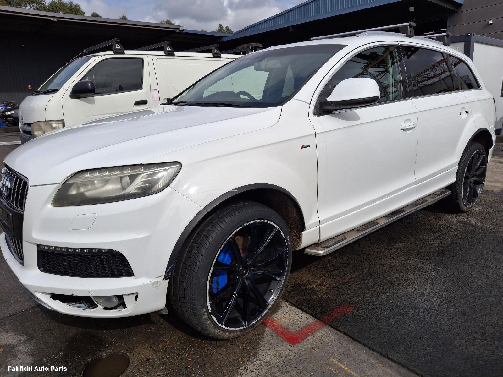 2012 Audi Q7 Left Door Mirror