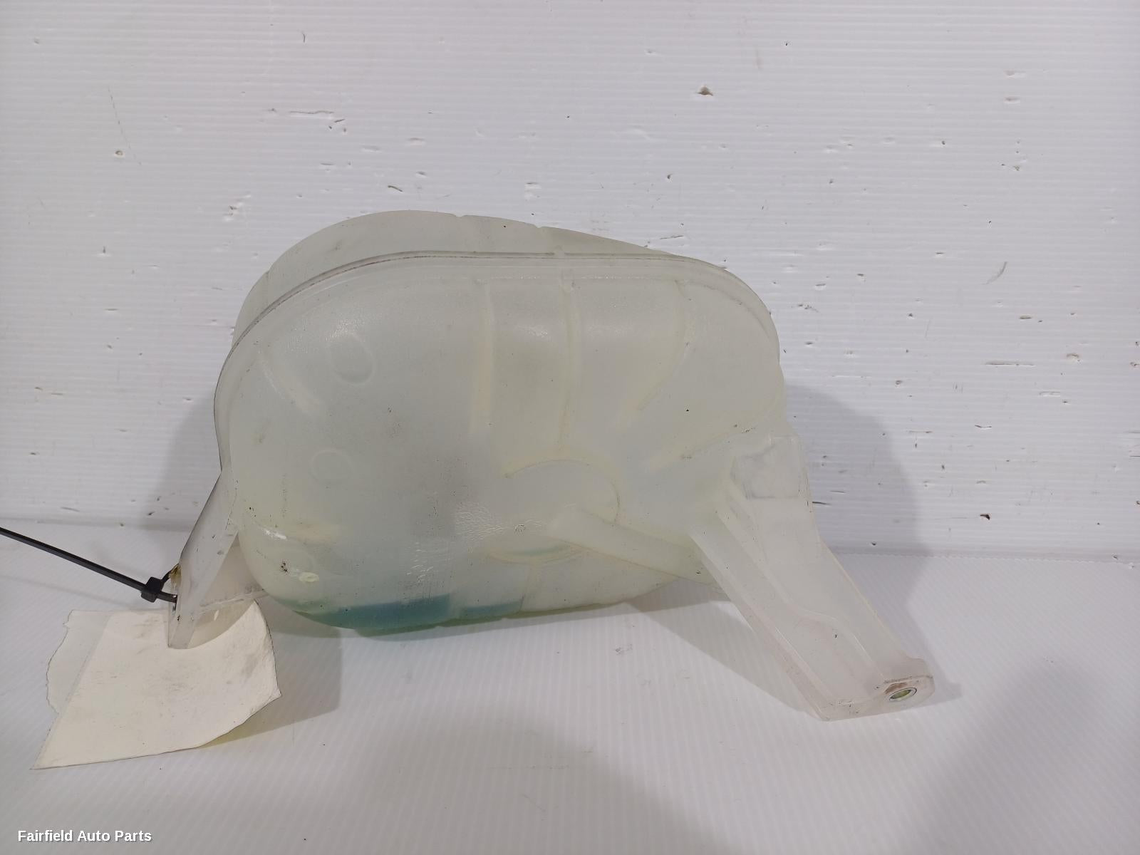2017-2023 Hyundai I30 Overflow Bottle