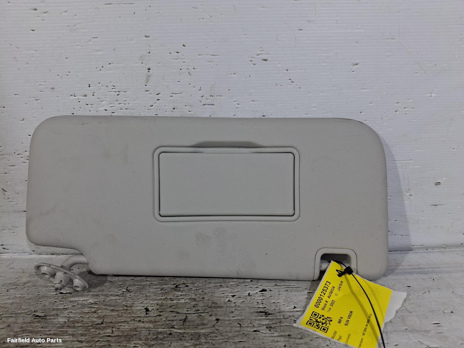 2022-2024 Ldv Mifa Sunvisor