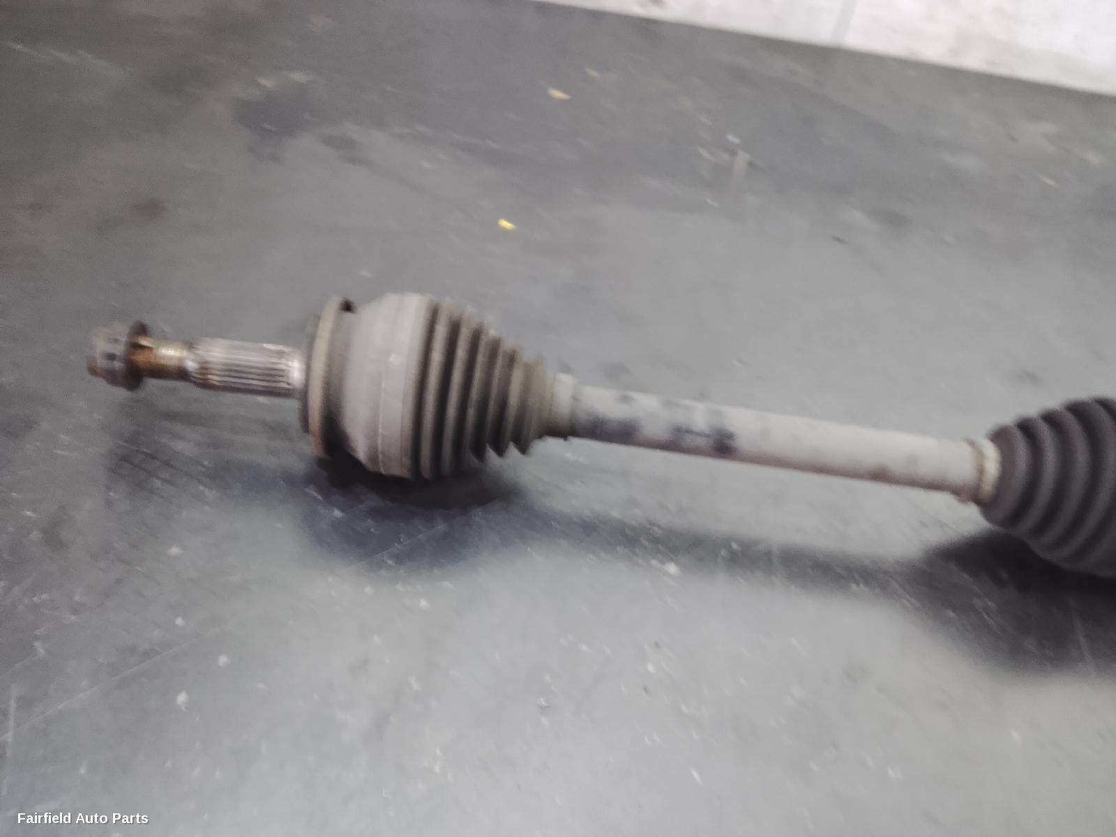 2005-2019 Toyota Estima Right Driveshaft