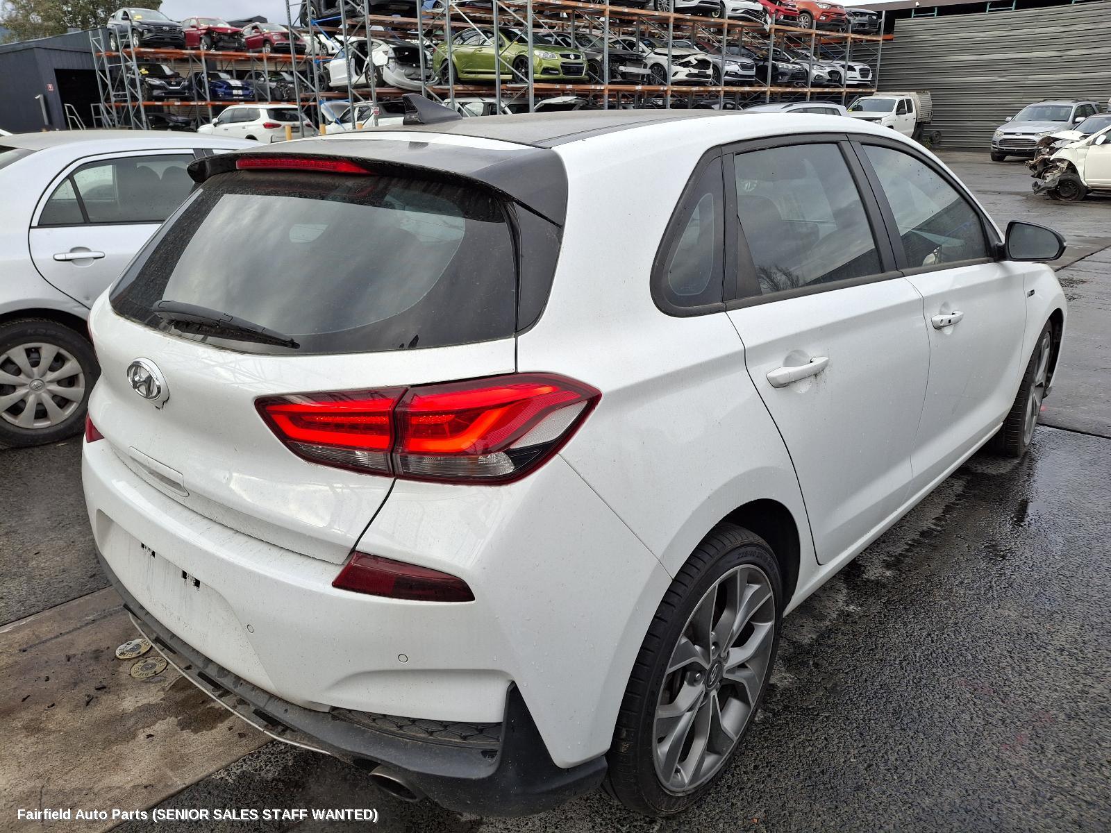 2020 Hyundai I30 Right Guard Liner