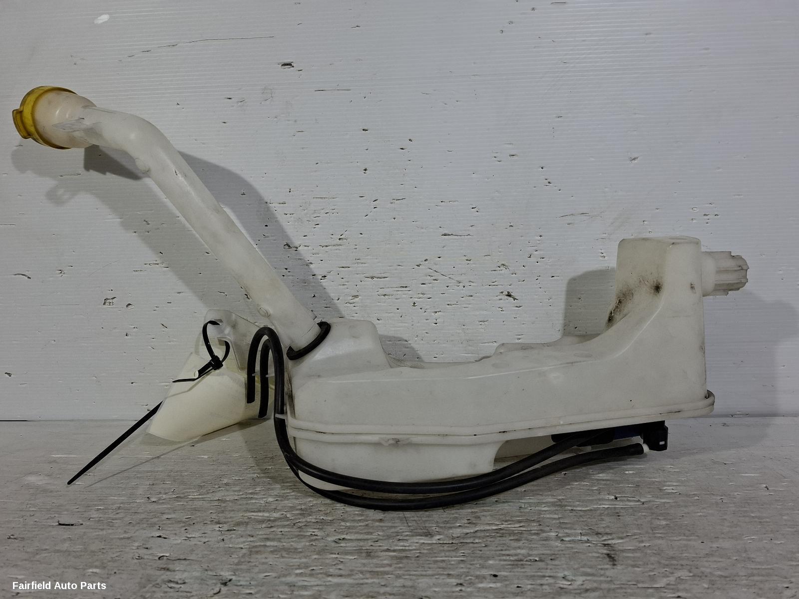 2014-2017 Renault Captur Washer Bottle