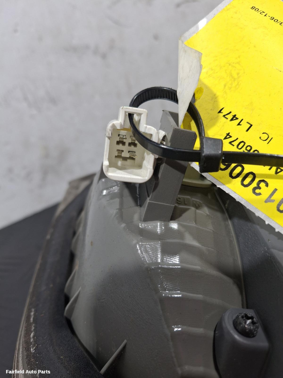 2006-2008 Toyota Tarago Rear Garnish