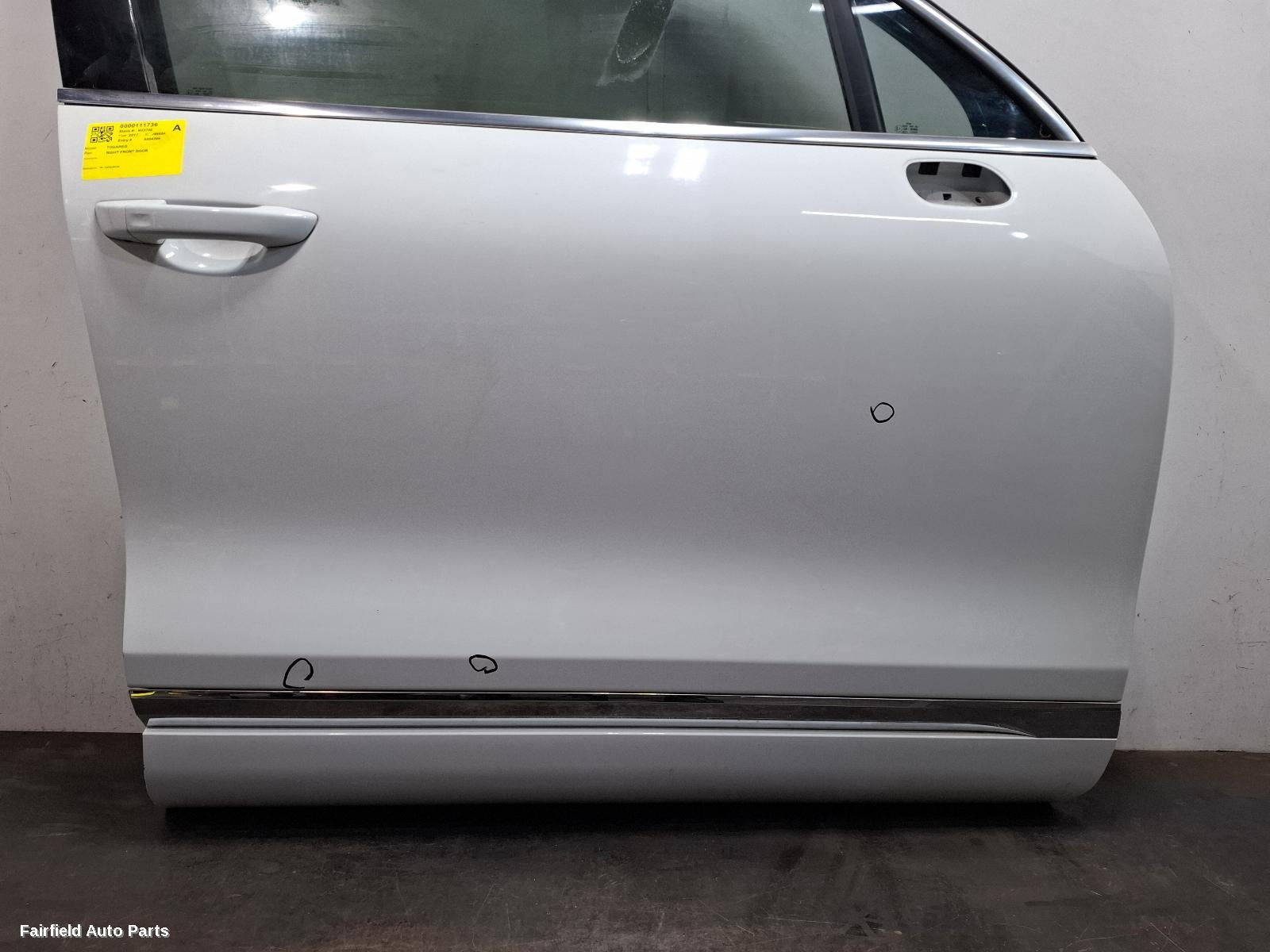 2010-2018 Volkswagen Touareg Right Front Door