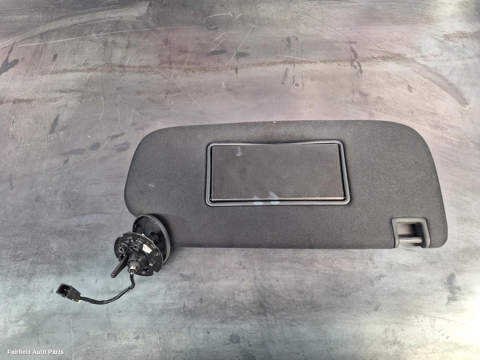2014 Jeep Grandcherokee Sunvisor