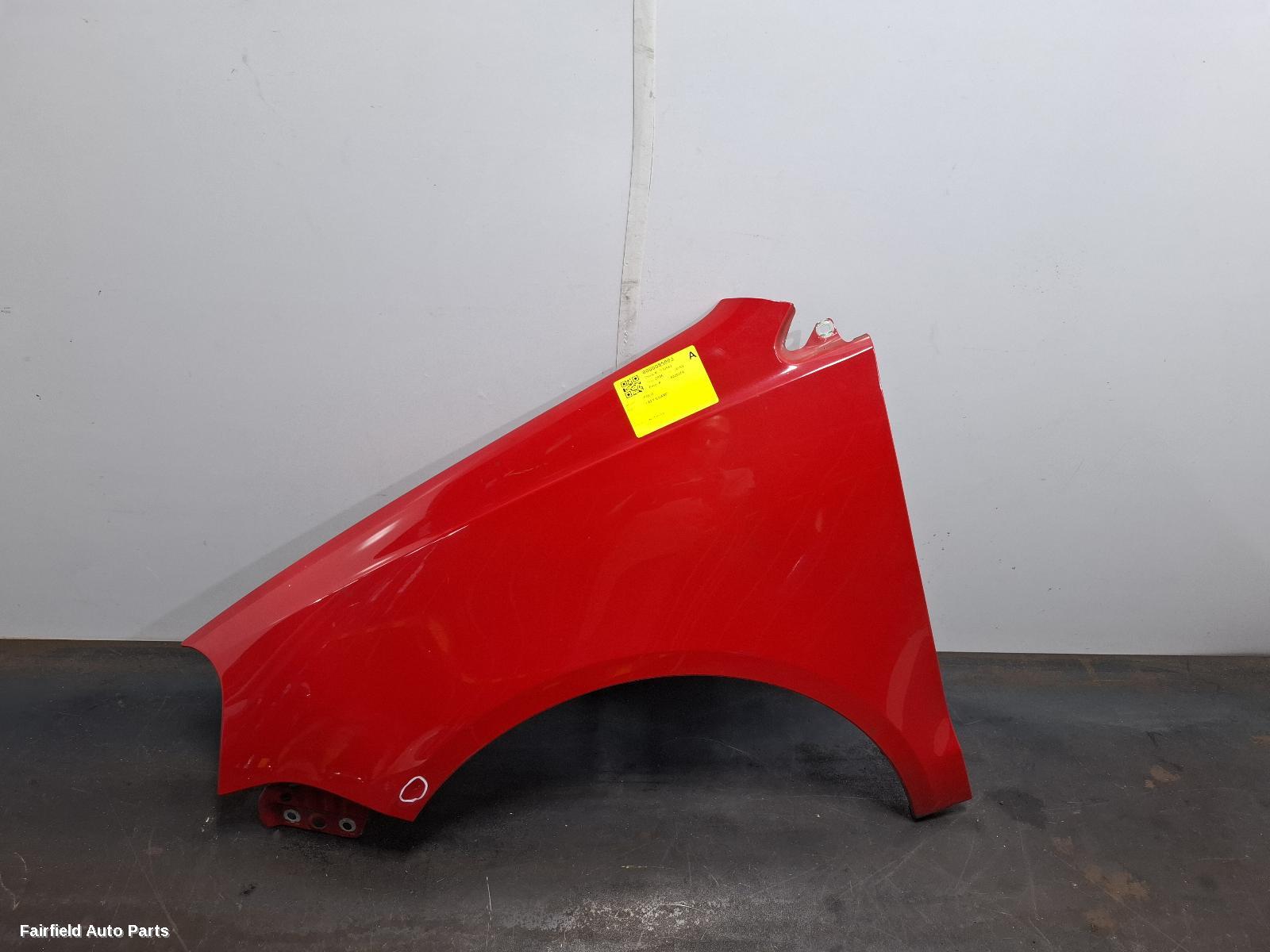 2005-2010 Volkswagen Polo Left Guard