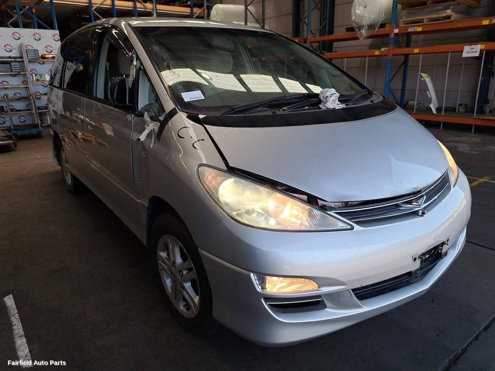 2005 Toyota Estima Right Taillight