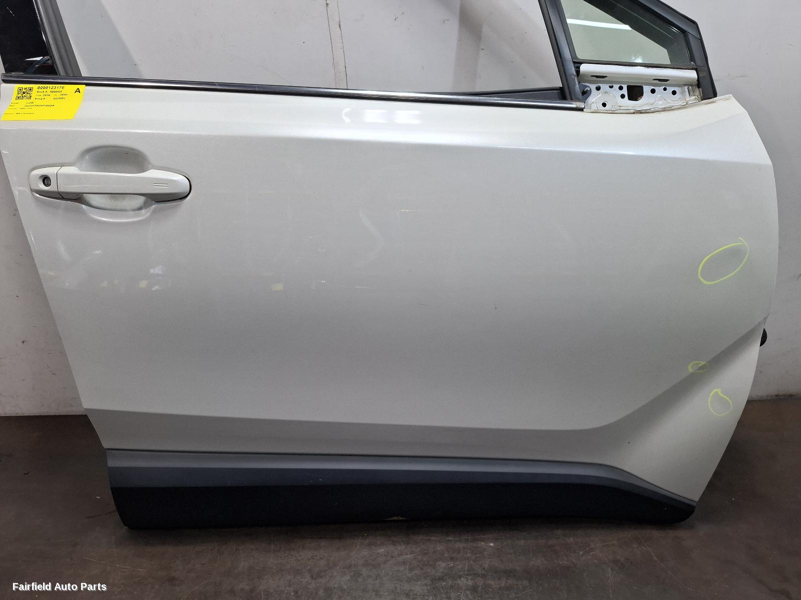 2016-2023 Toyota C-hr Right Front Door