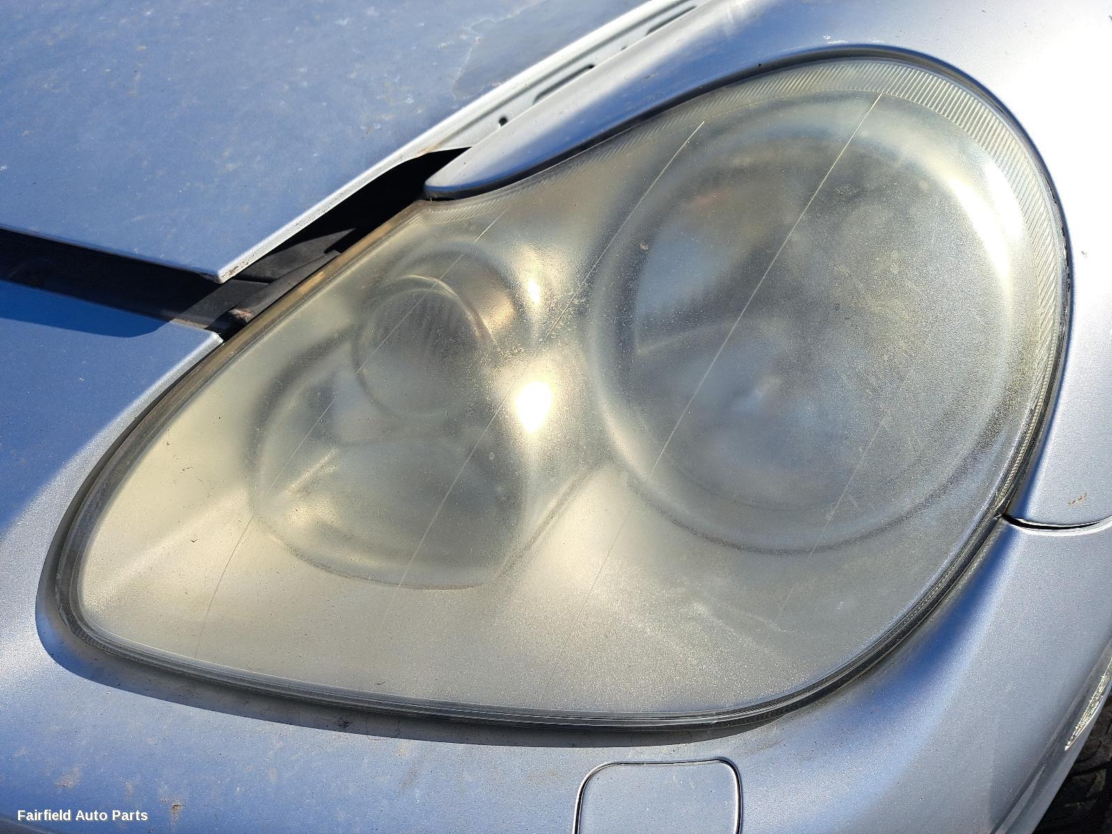 2004 Porsche Cayenne Right Front Door