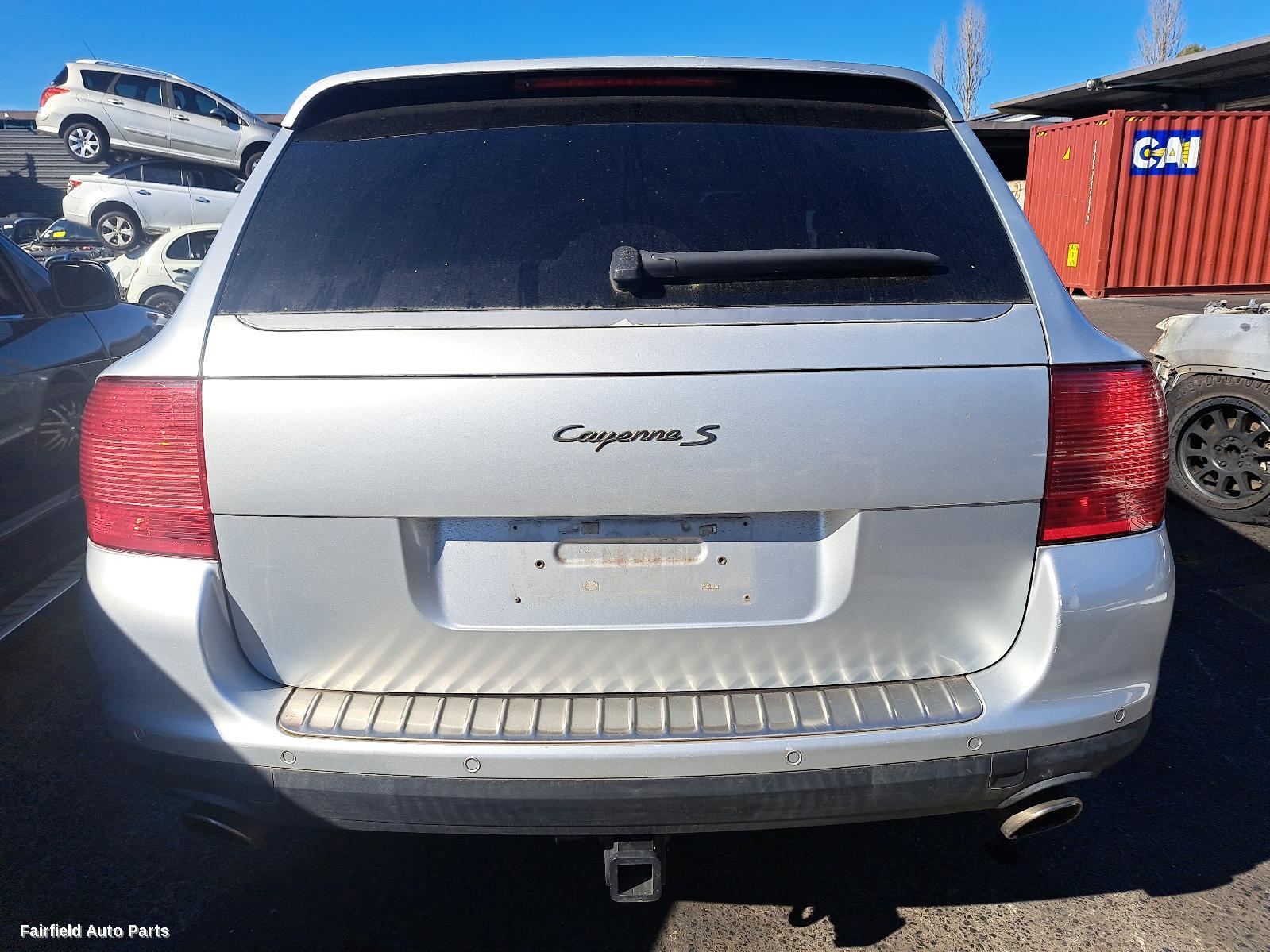 2004 Porsche Cayenne Right Door Mirror