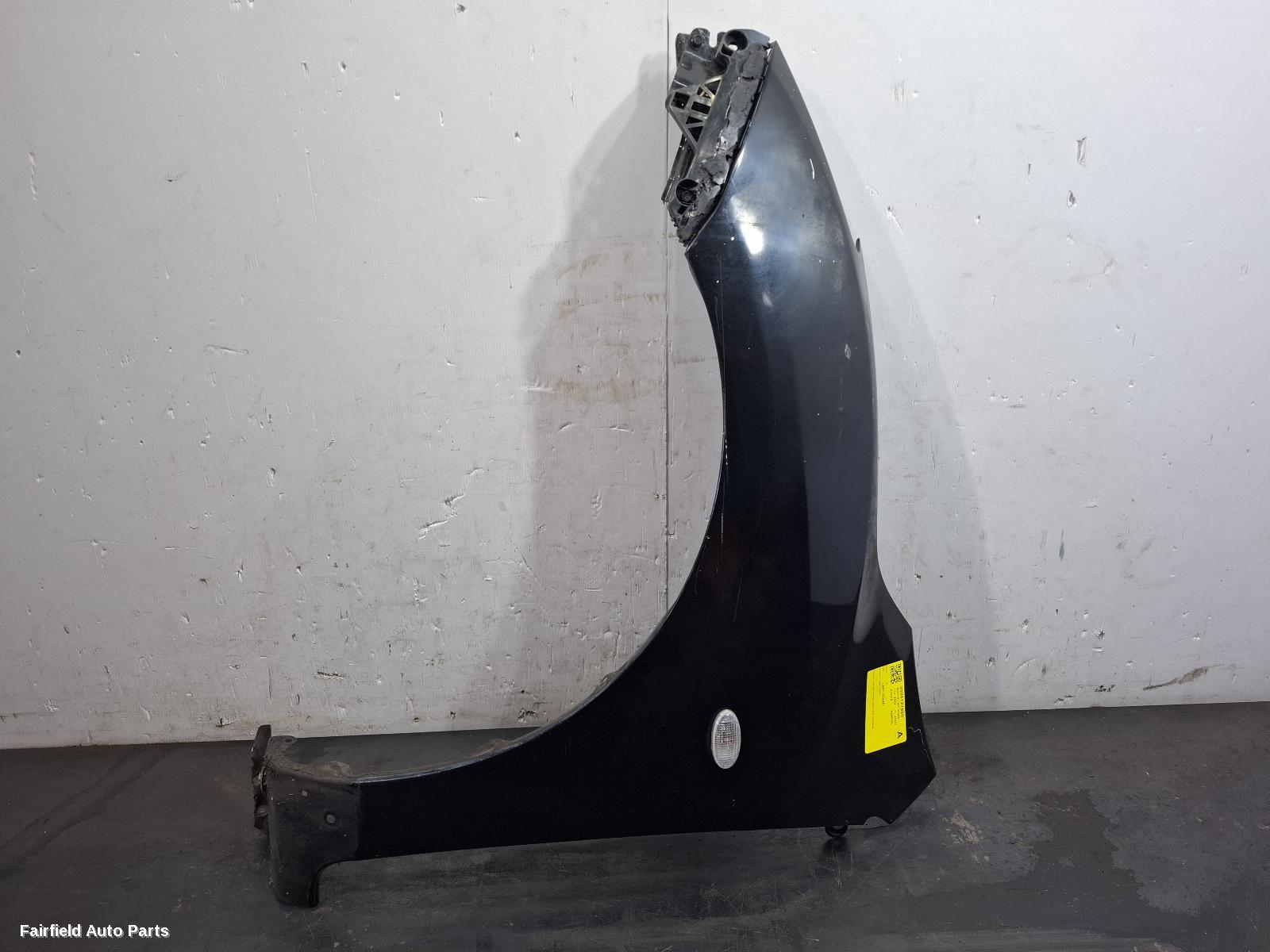 2003-2009 Mazda 3 Left Guard