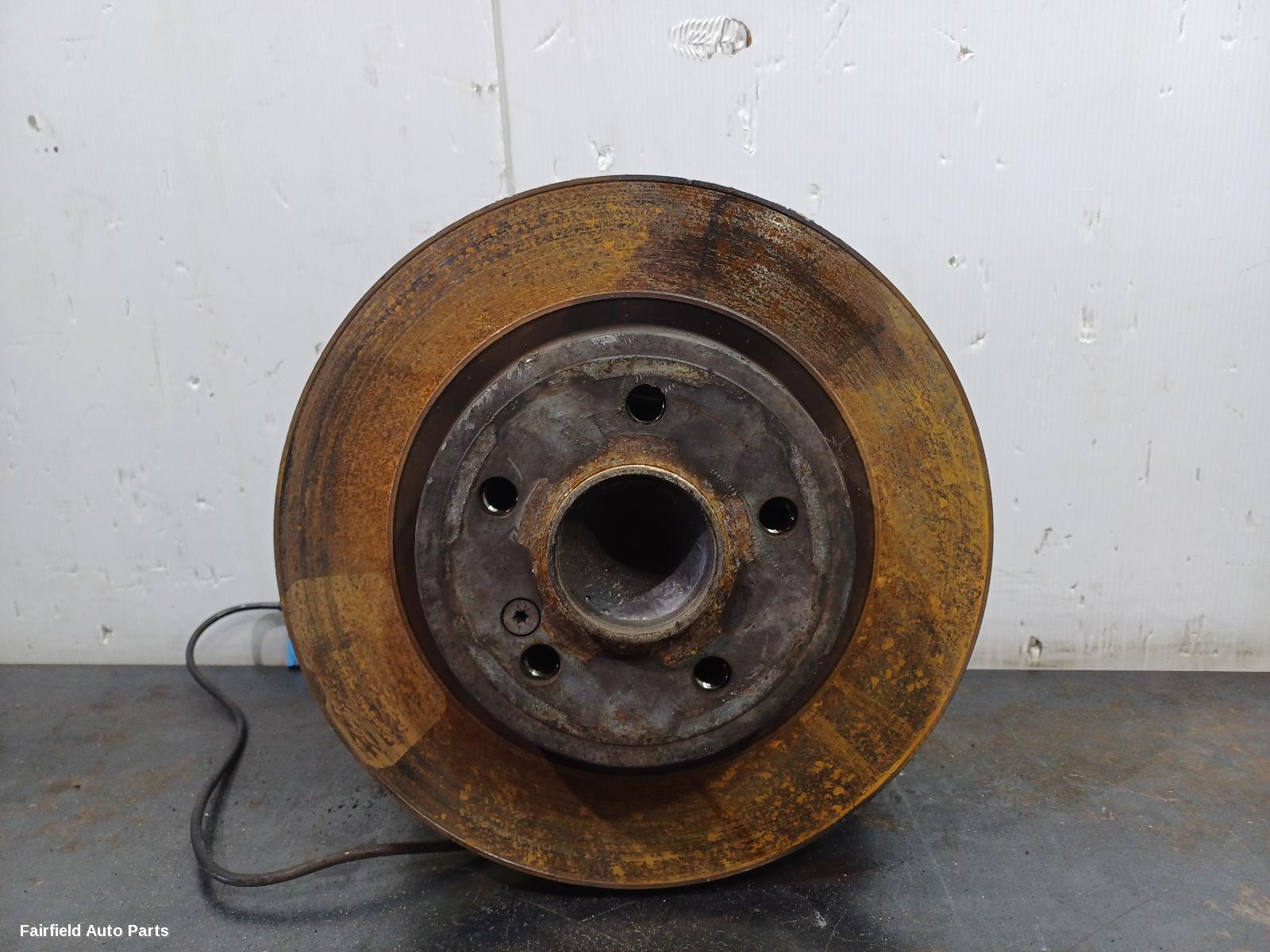 2013-2019 Mercedes Cla Class Right Rear Hub Assembly